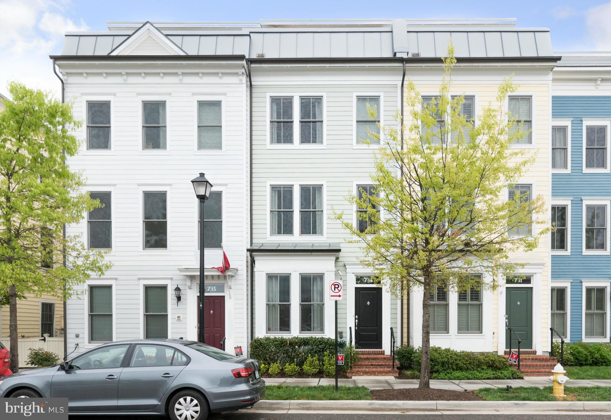 OLD TOWN COMMONS - Residential