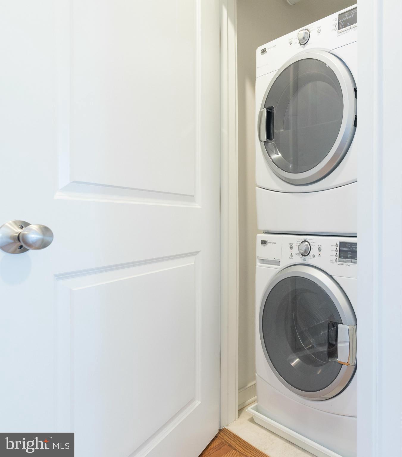 OLD TOWN COMMONS - Residential