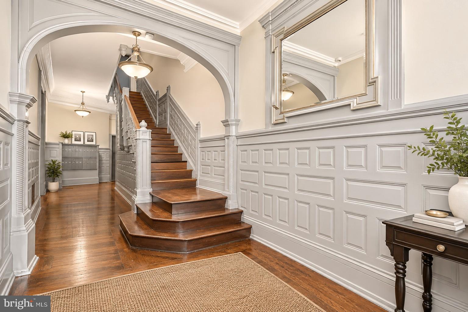 7 LOGAN CIRCLE NW 23
