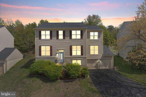 Homes For Sale - 3068 Pony Ridge Turn<br/> DUMFRIES, VA 22026