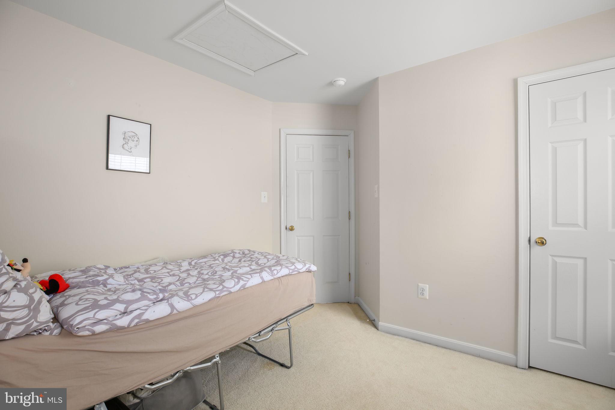 KERILL WOODS - Residential