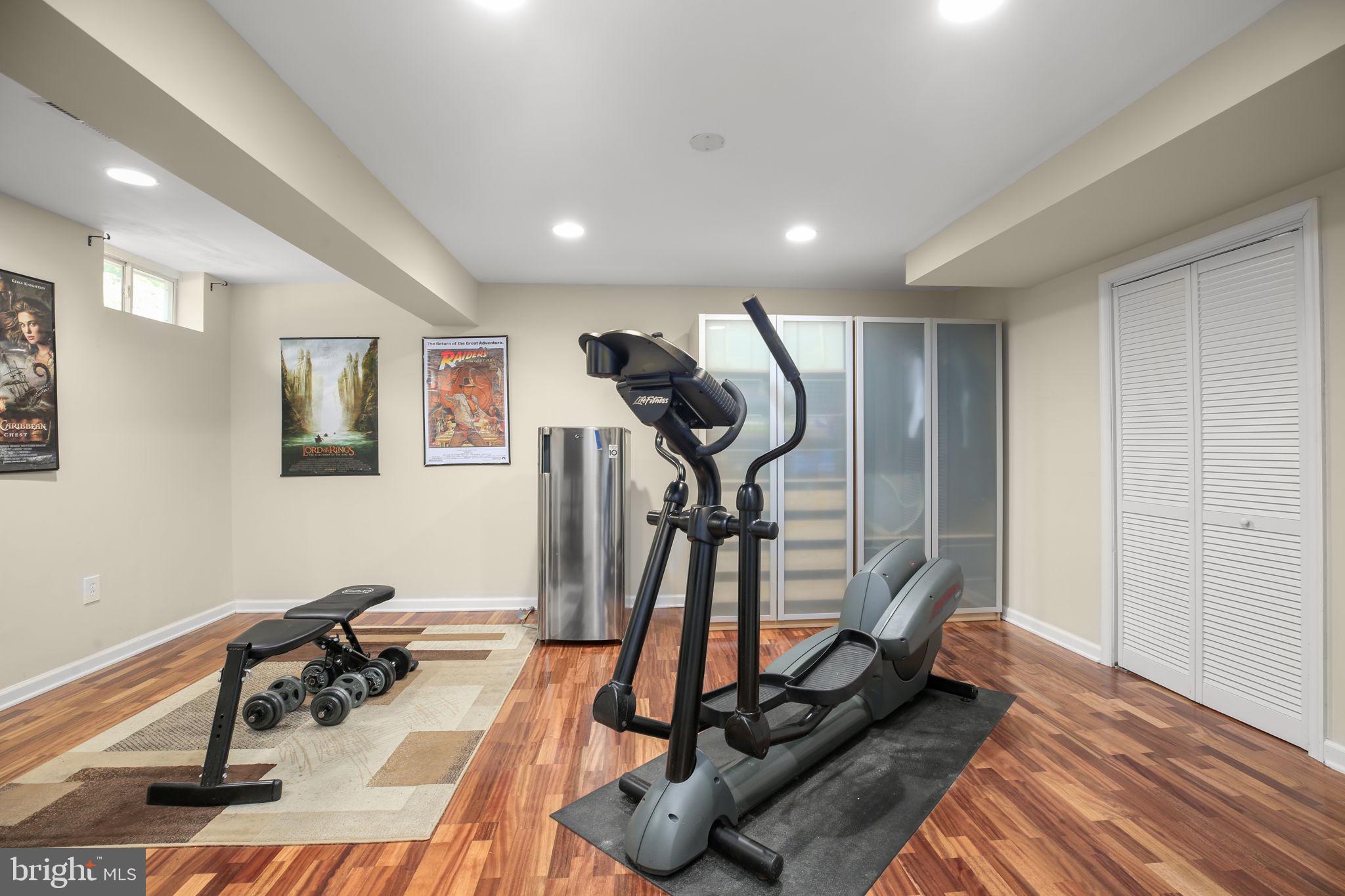 KERILL WOODS - Residential