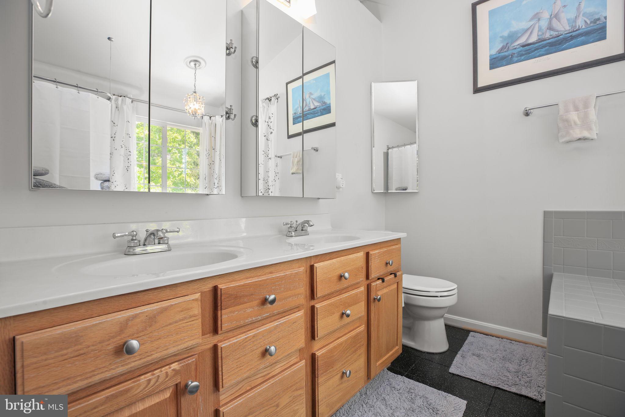 KERILL WOODS - Residential