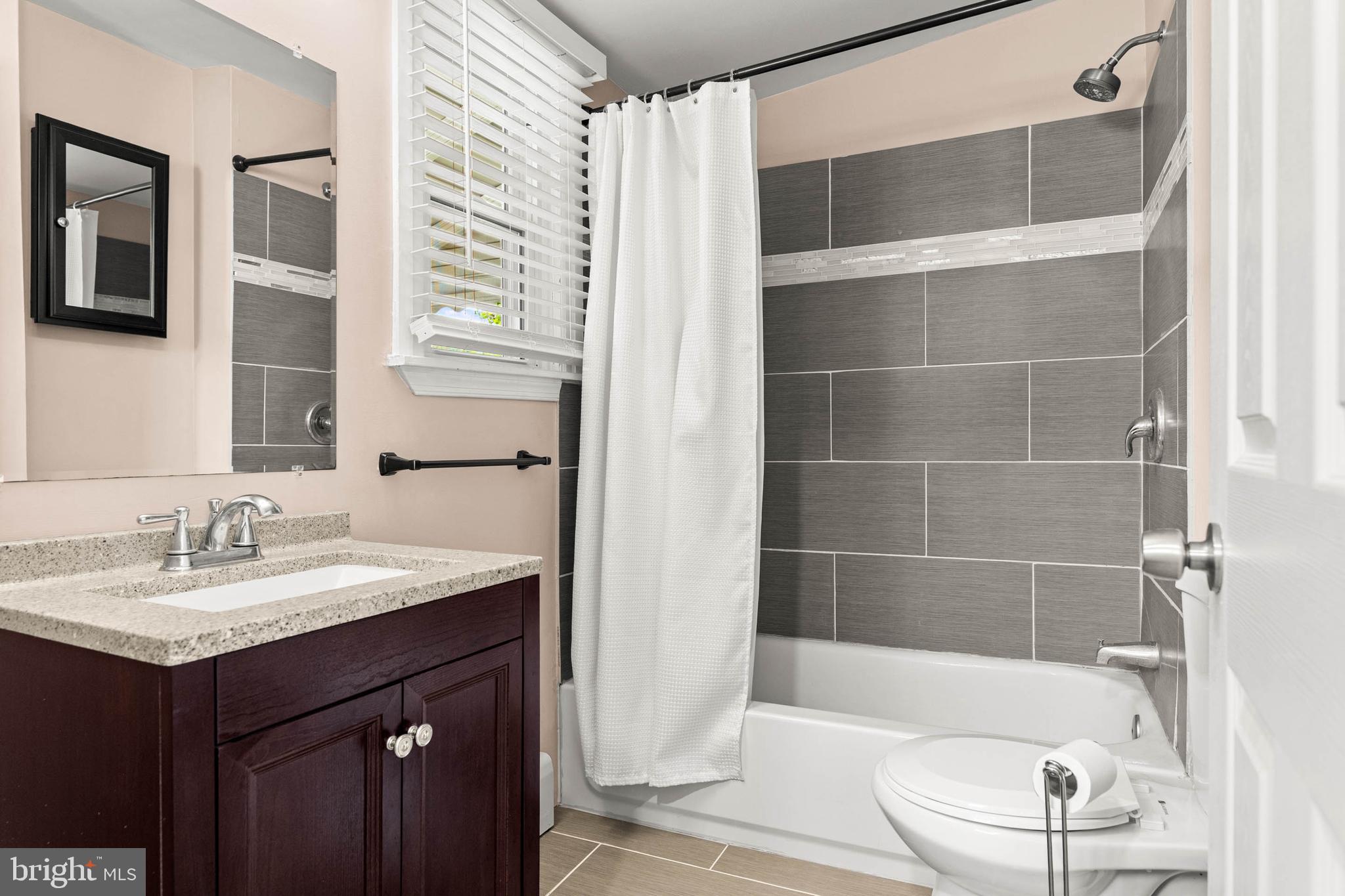 CONSHOHOCKEN - Residential