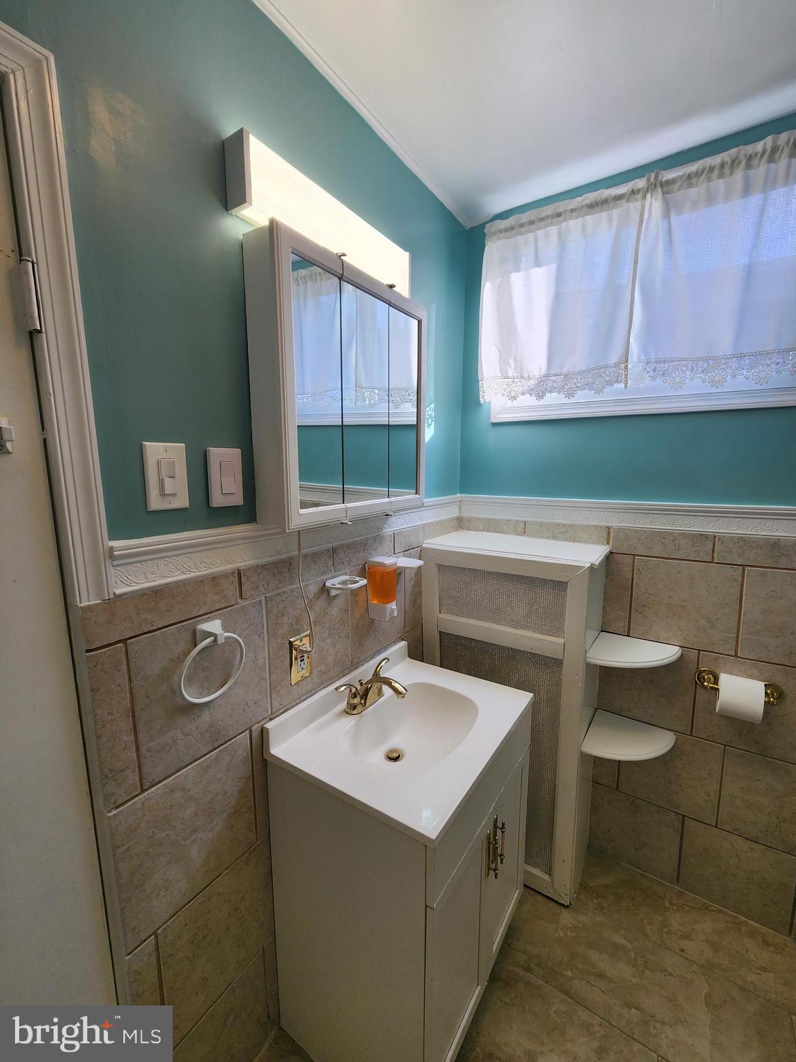 PHILADELPHIA - Residential