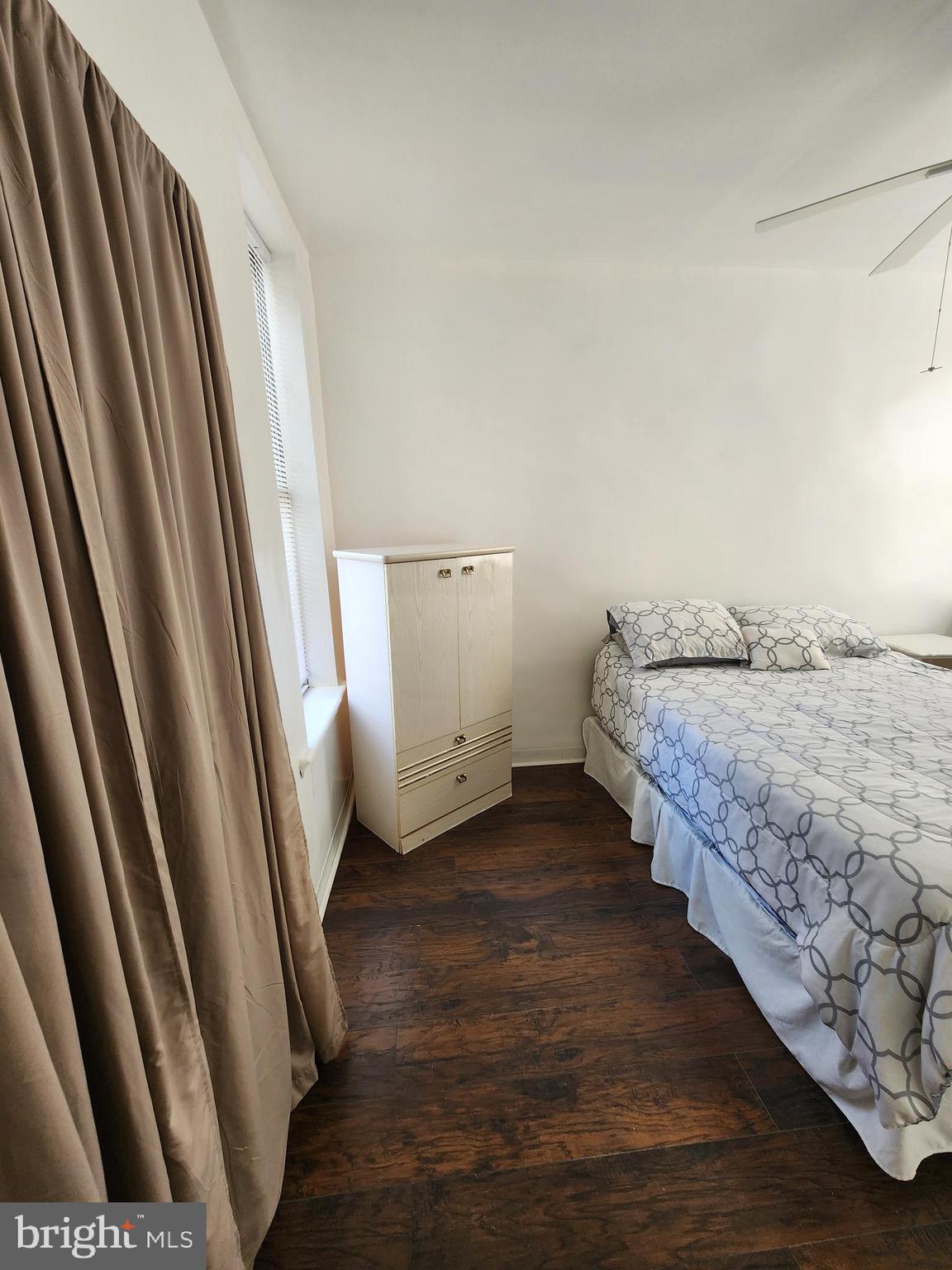 PHILADELPHIA - Residential