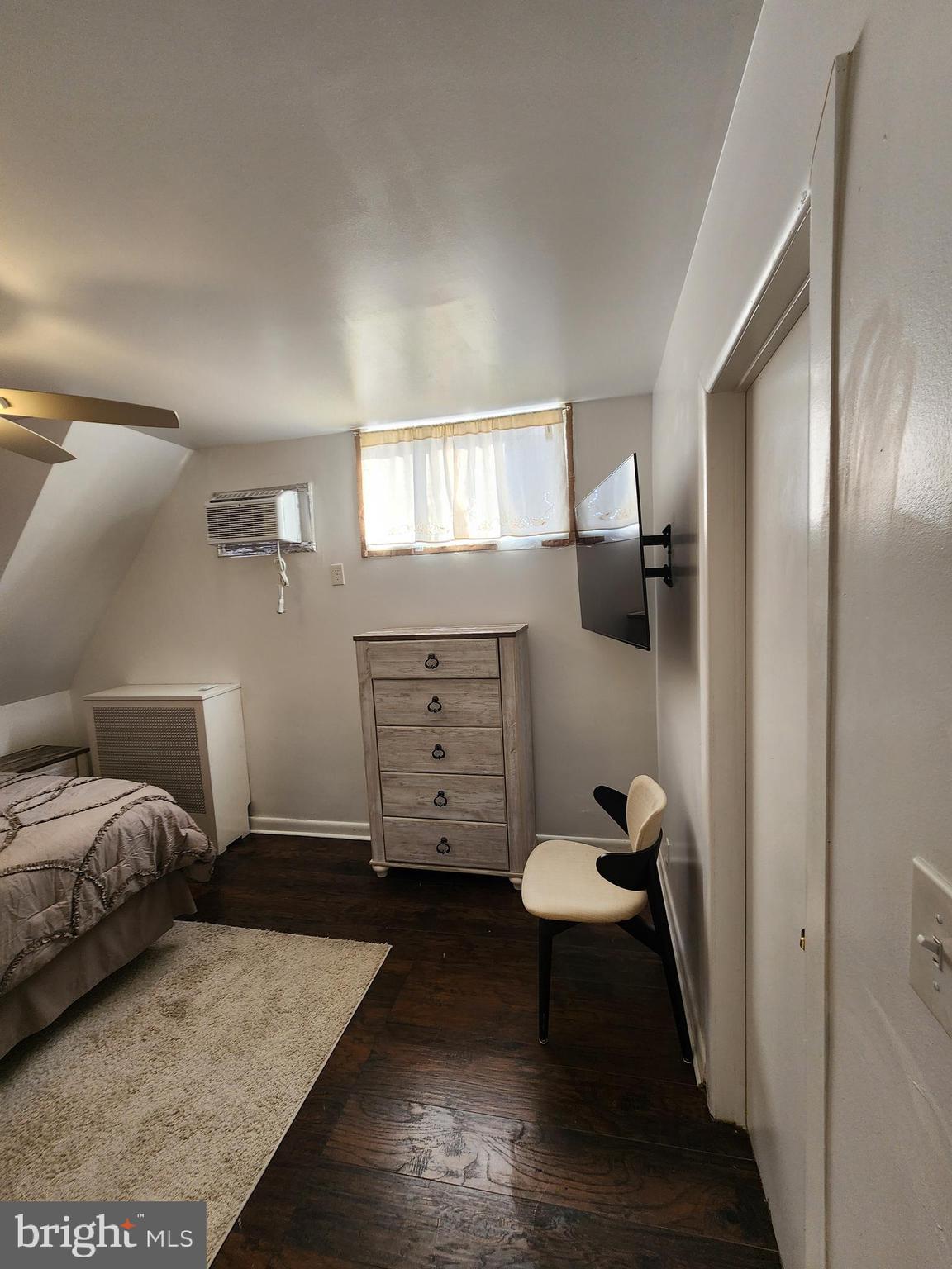 PHILADELPHIA - Residential