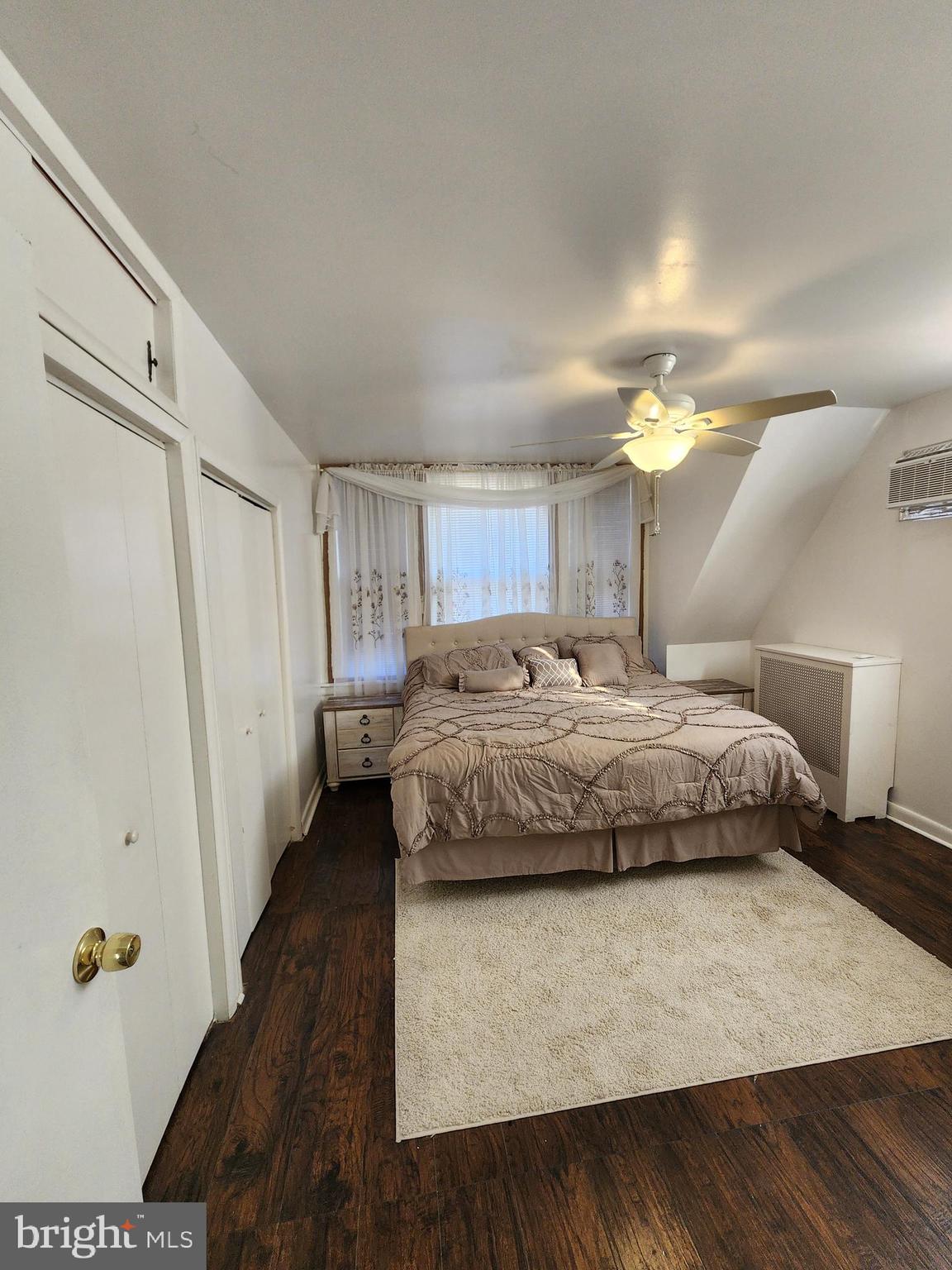 PHILADELPHIA - Residential