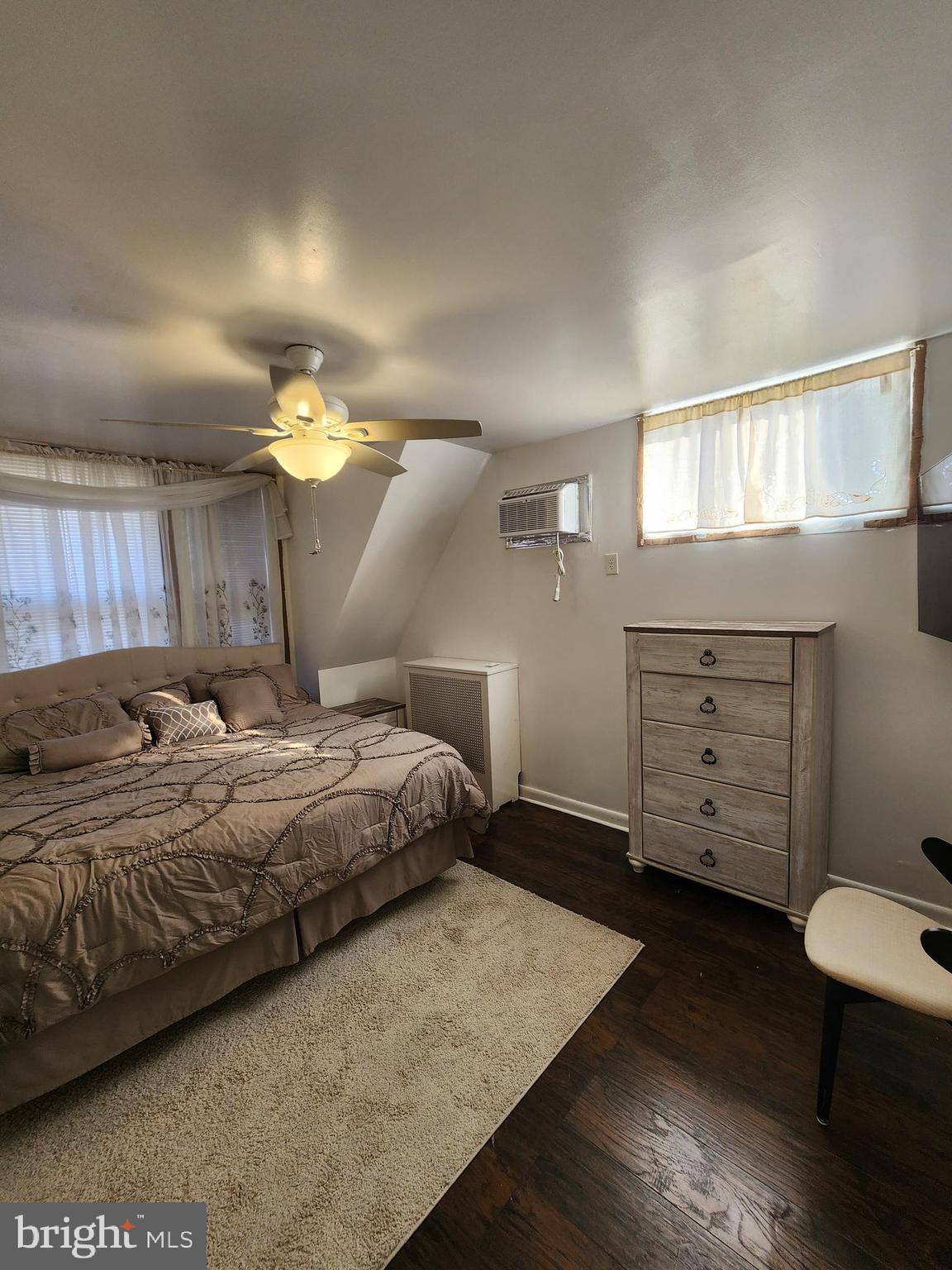 PHILADELPHIA - Residential