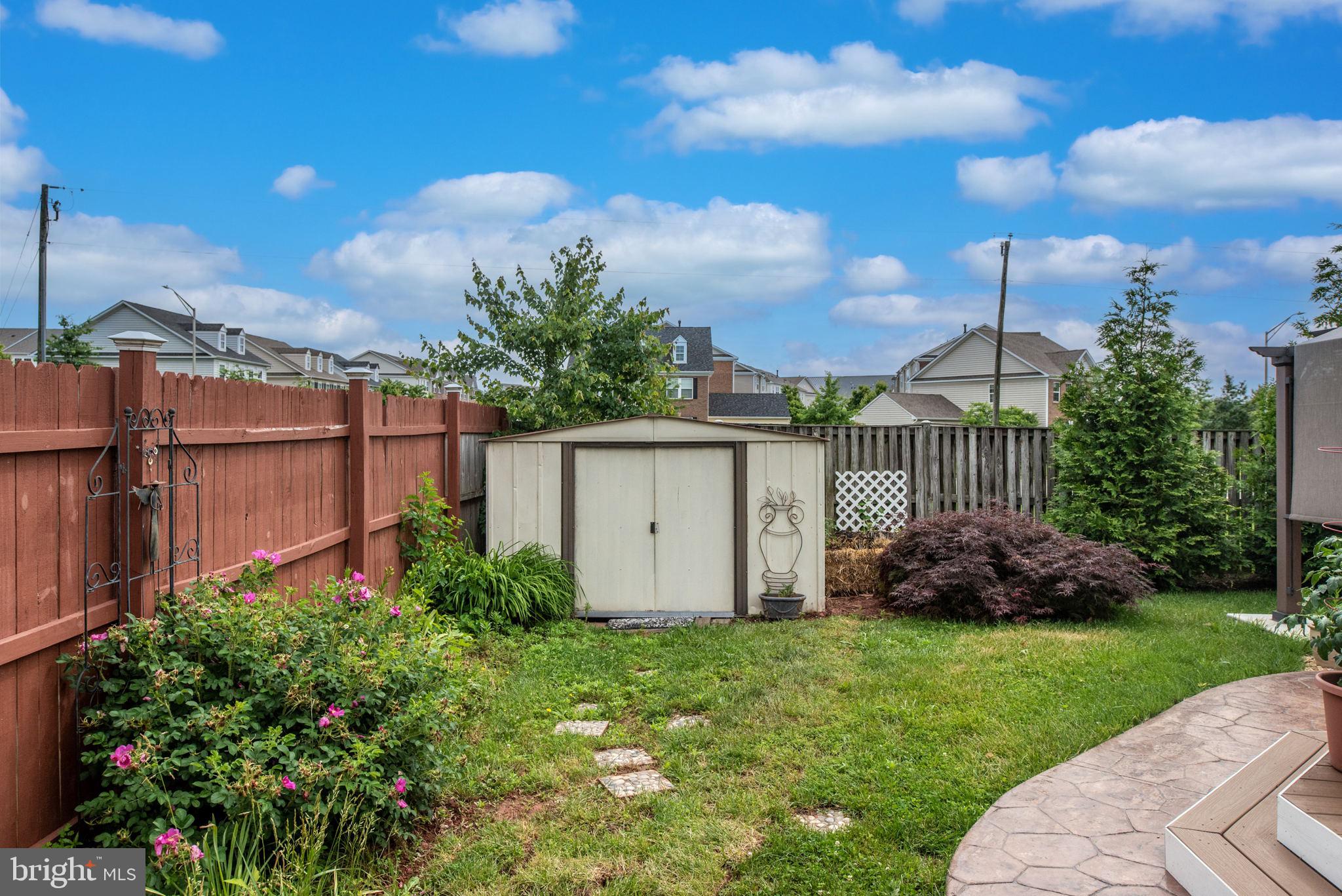 BALDWIN OAKS - Residential