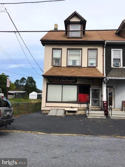 12 Pottsville Street, Cressona, PA 17929