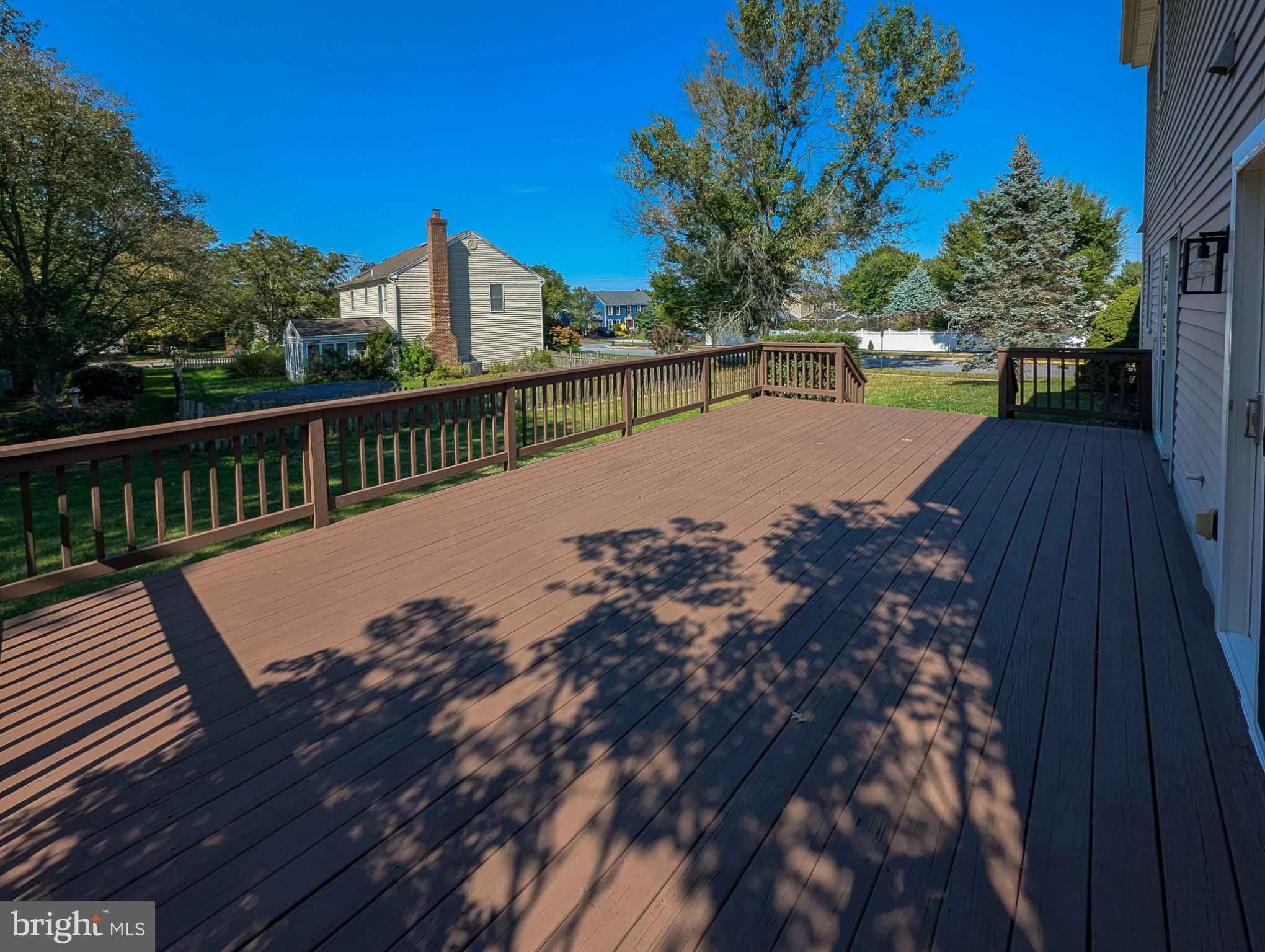 CHARLESTOWNE - Residential