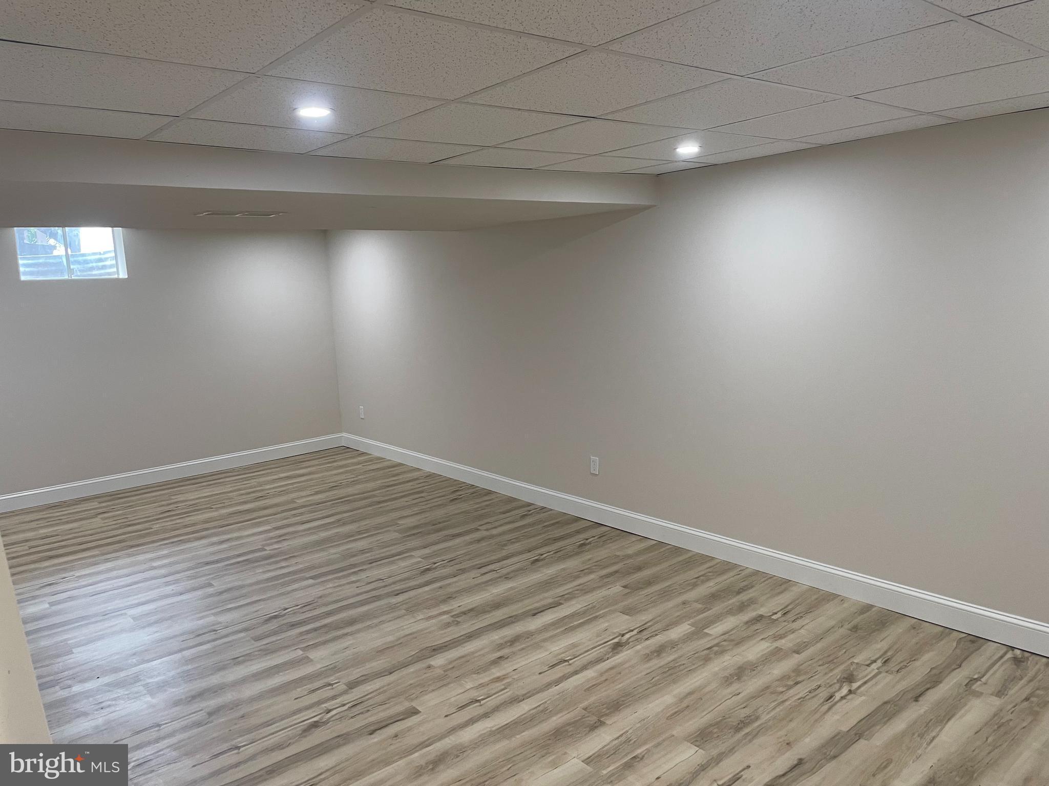 CHARLESTOWNE - Residential