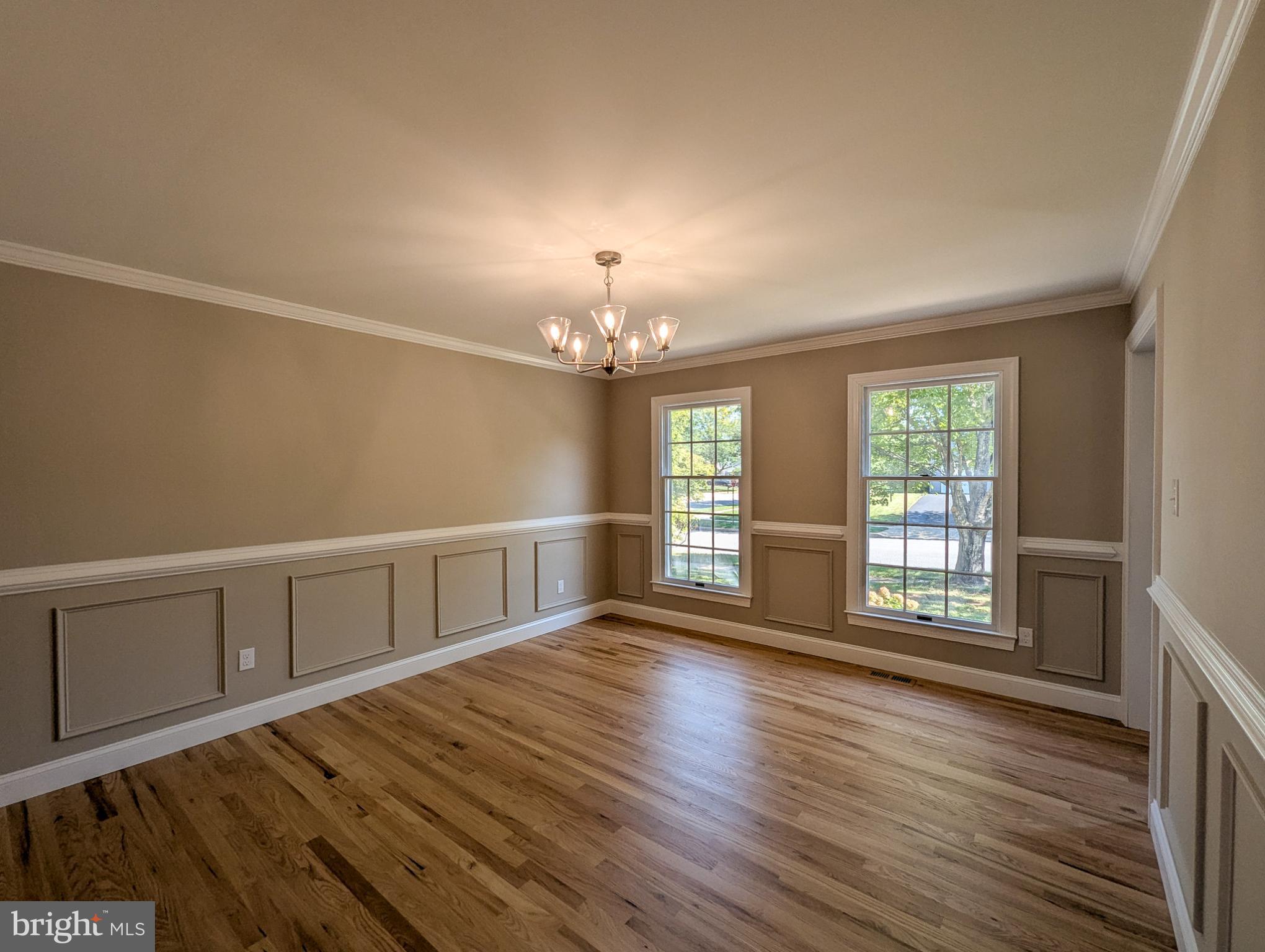 CHARLESTOWNE - Residential