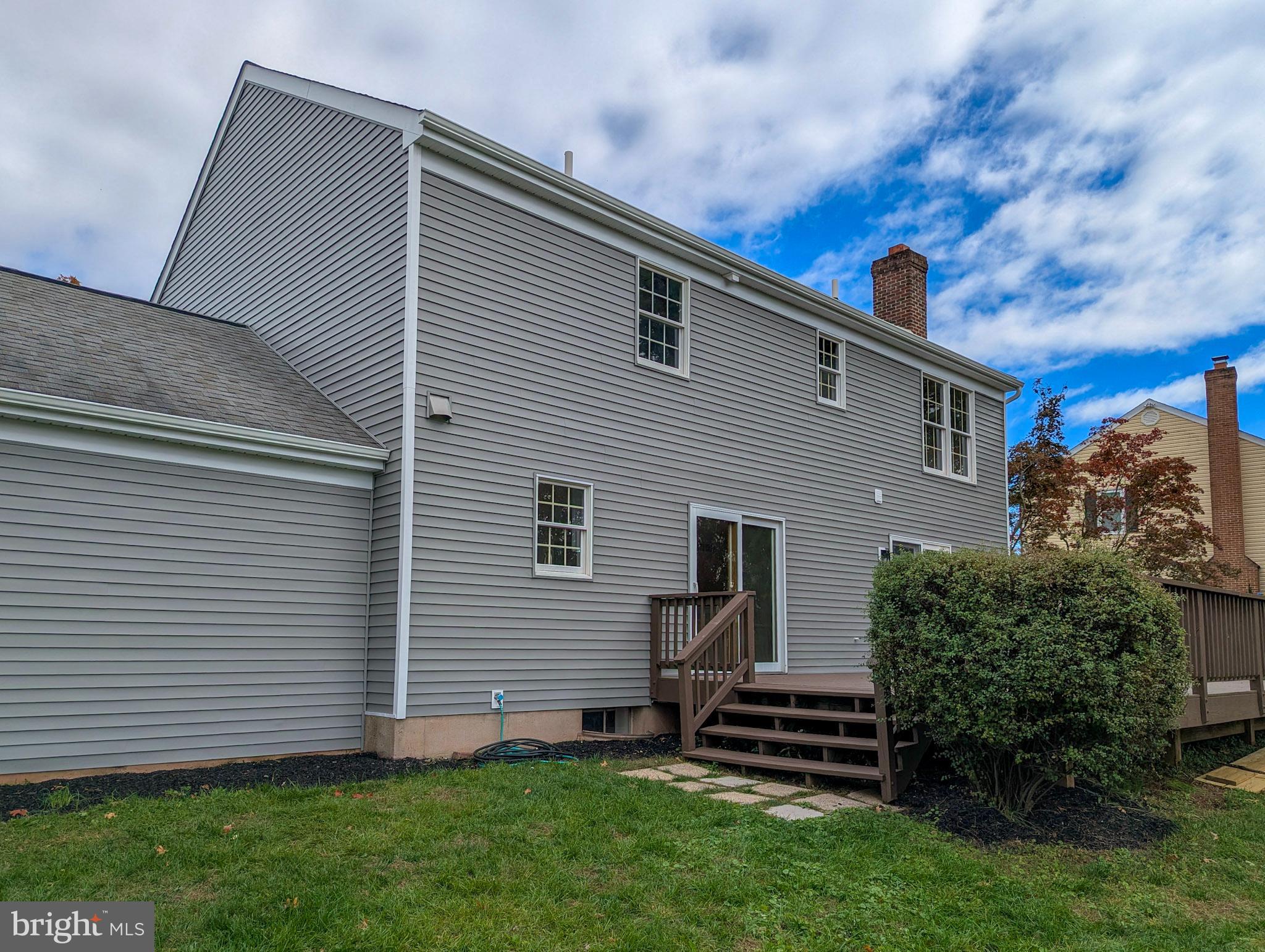 CHARLESTOWNE - Residential