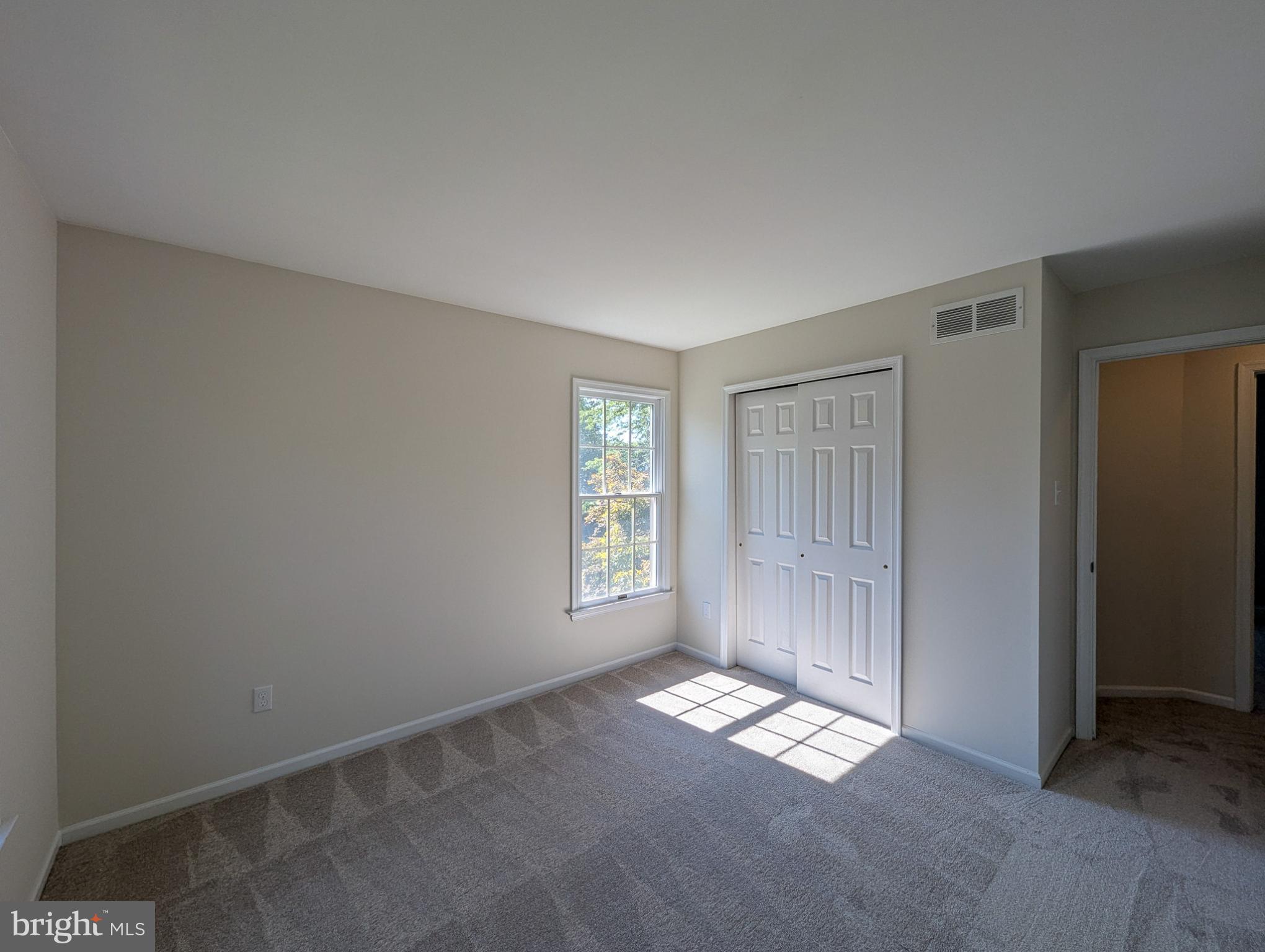 CHARLESTOWNE - Residential