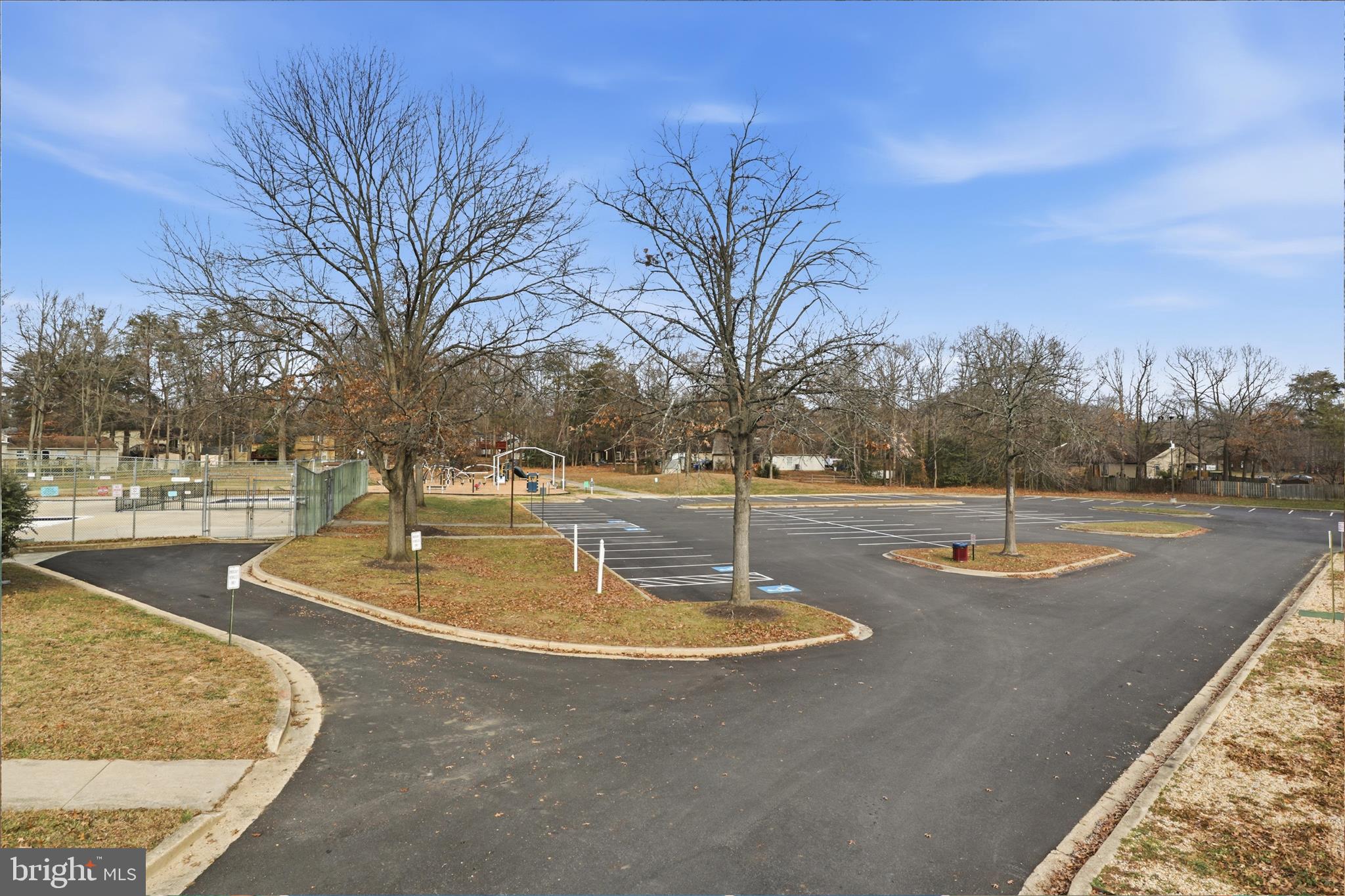 ST CHARLES HUNTINGTON - Residential Lease