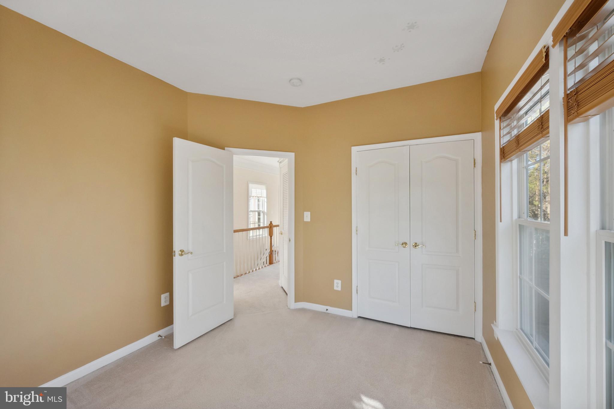 BROADLANDS - Residential