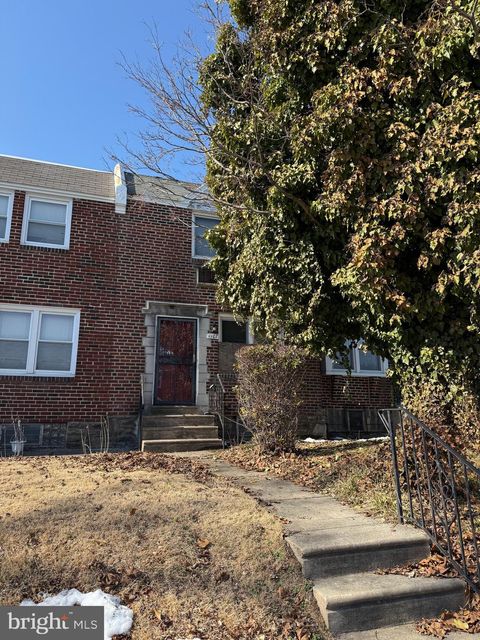 Townhouse For Sale - 1107 E Slocum Street<br/> PHILADELPHIA, PA 19150