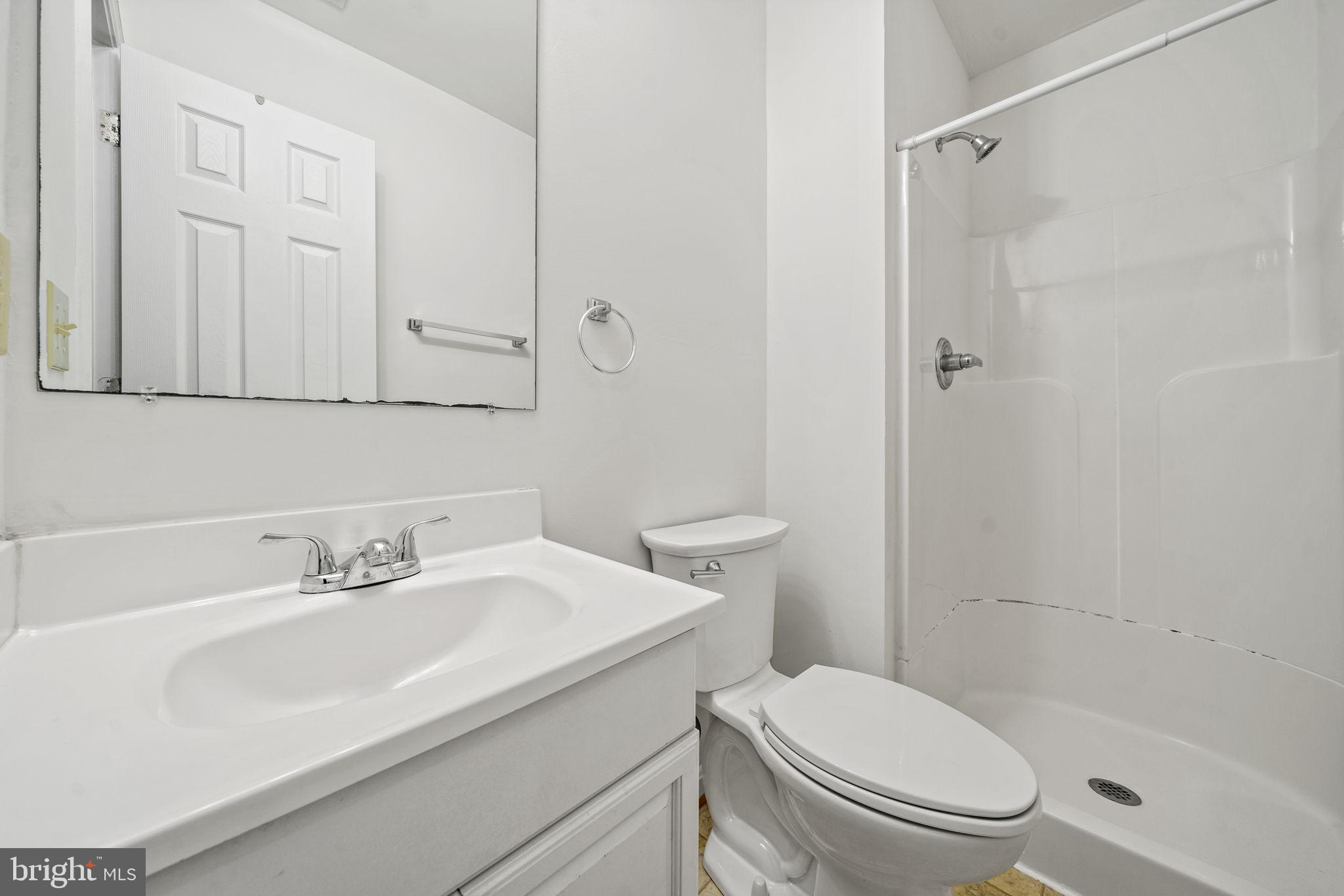 BALLANTRAYE - Residential Lease