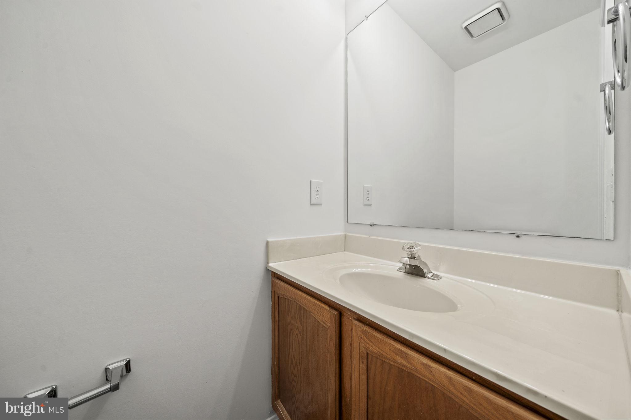 BALLANTRAYE - Residential Lease