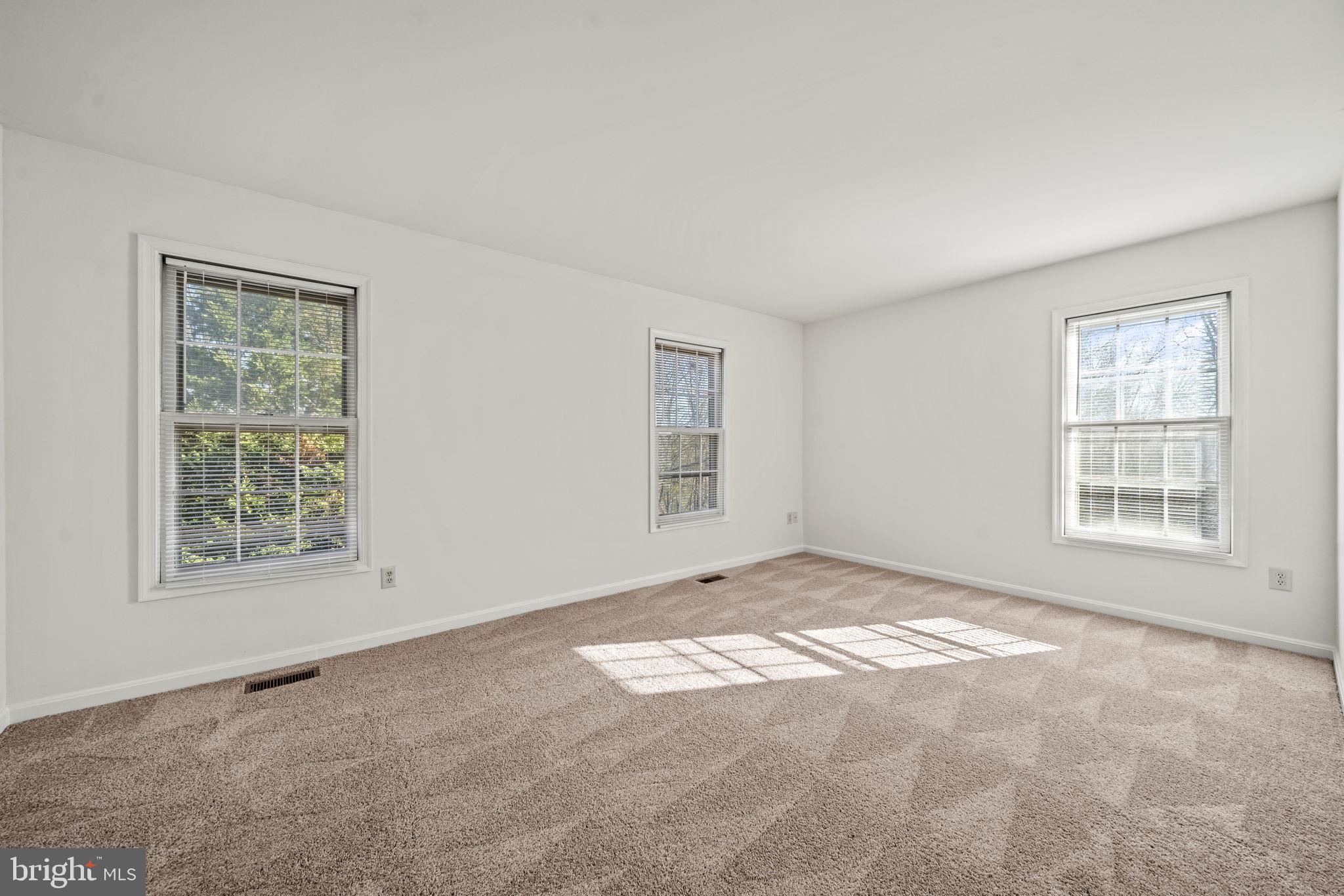 BALLANTRAYE - Residential Lease