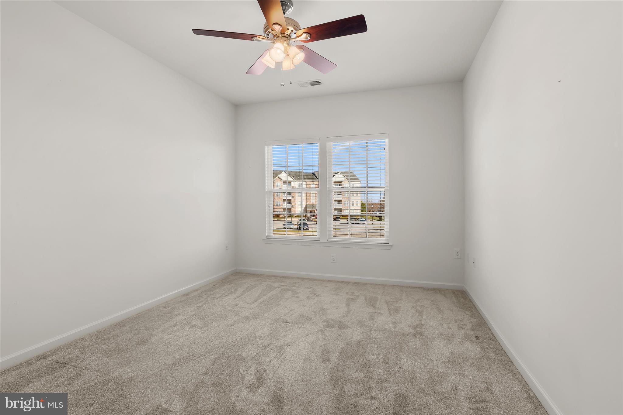 COURTYARDS AT WAVERLY WOODS - Residential