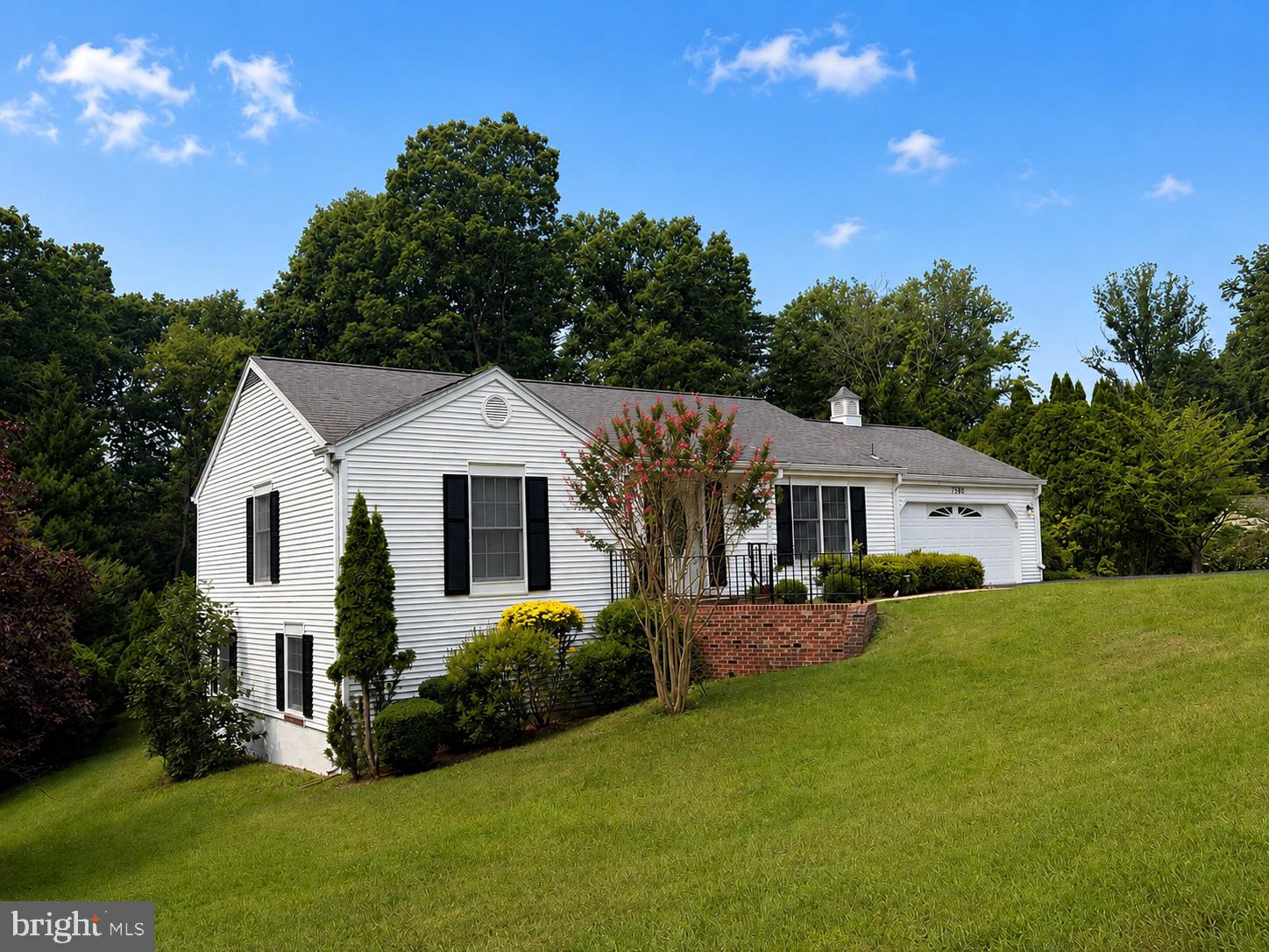 Photo 1 of 32 — 7386 STUART, WARRENTON, VA 20187