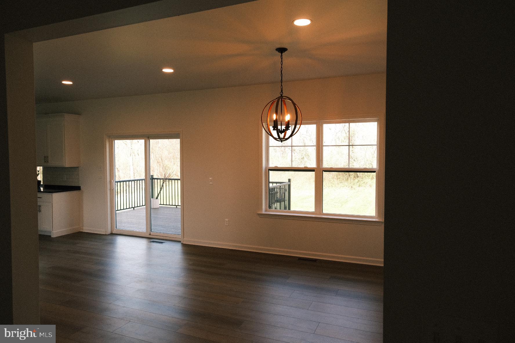 MOUNTAIN VIEW - Residential