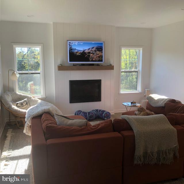 MOUNTAIN VIEW - Residential