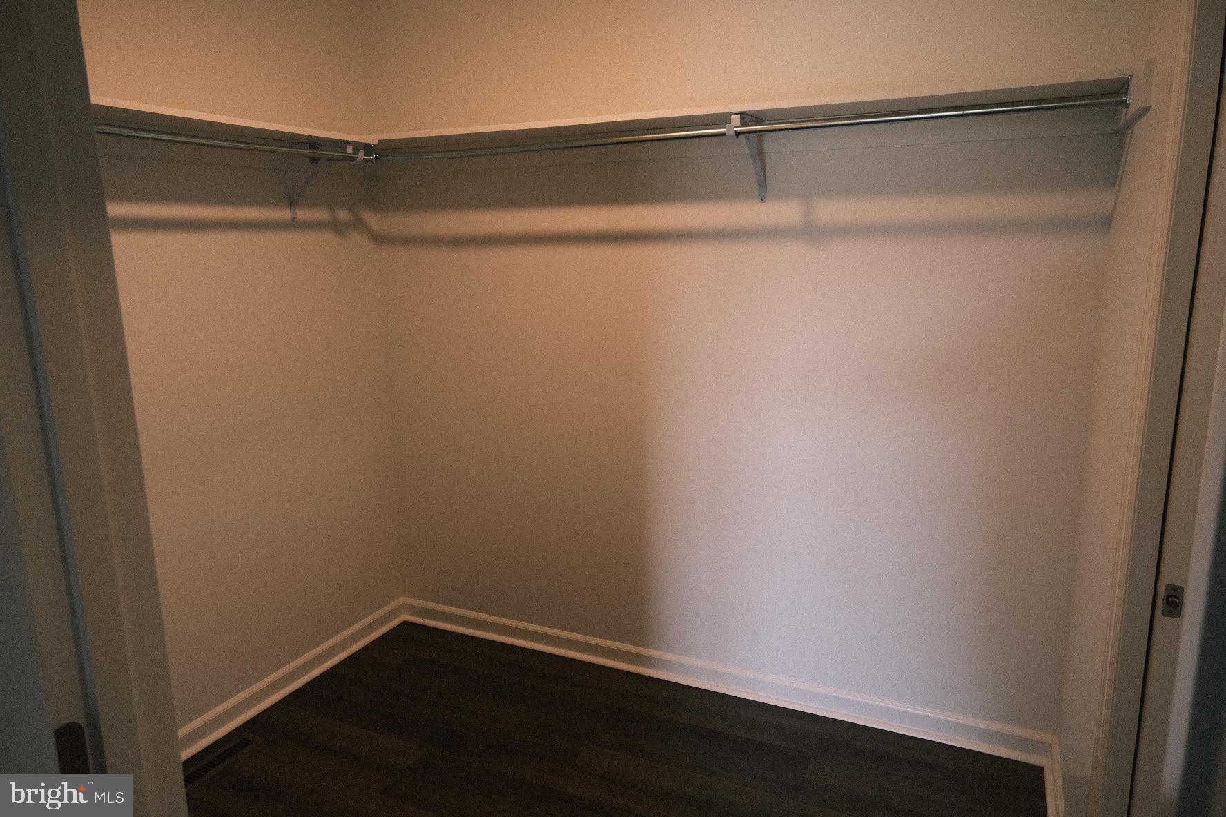 MOUNTAIN VIEW - Residential