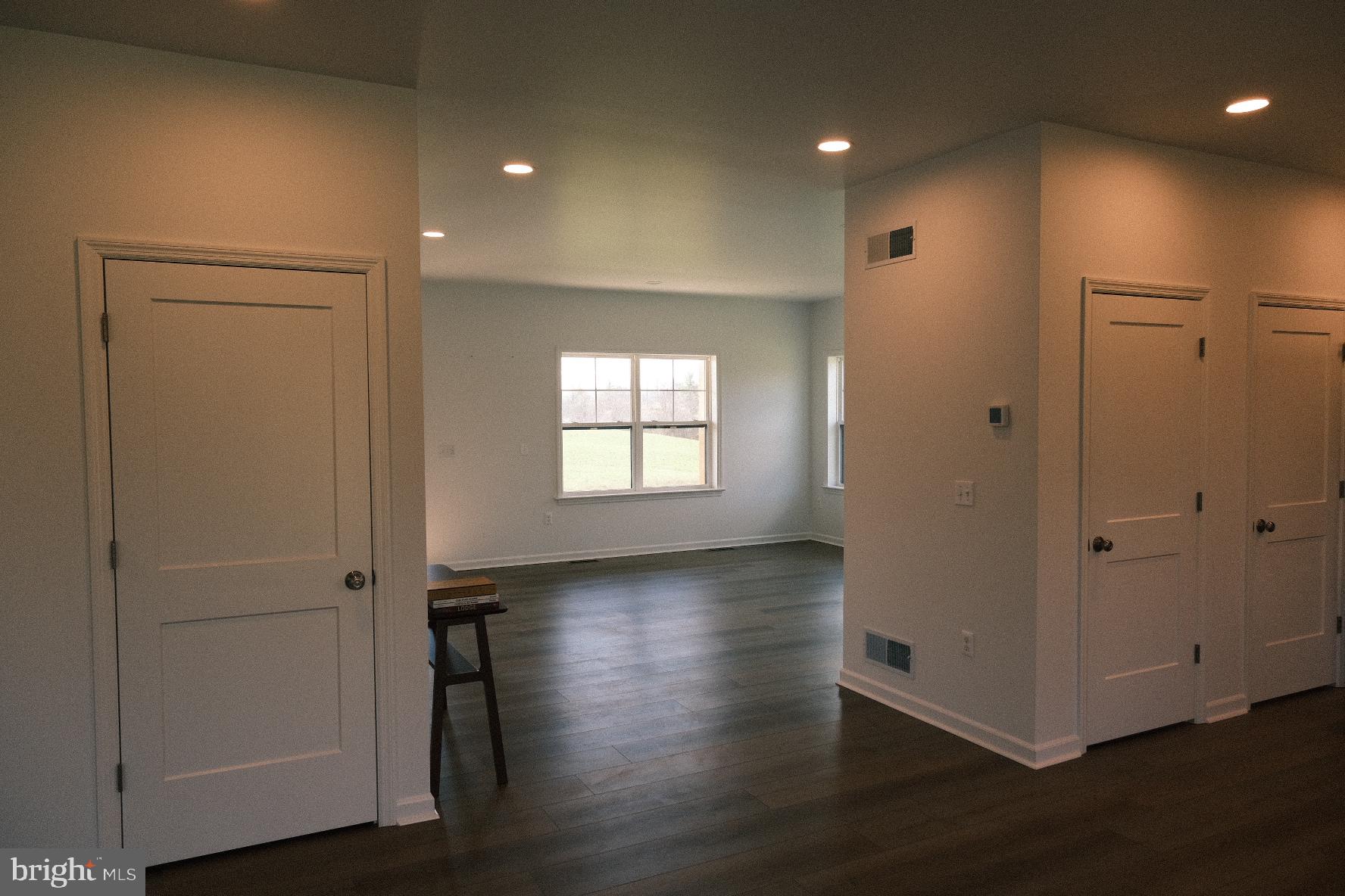 MOUNTAIN VIEW - Residential