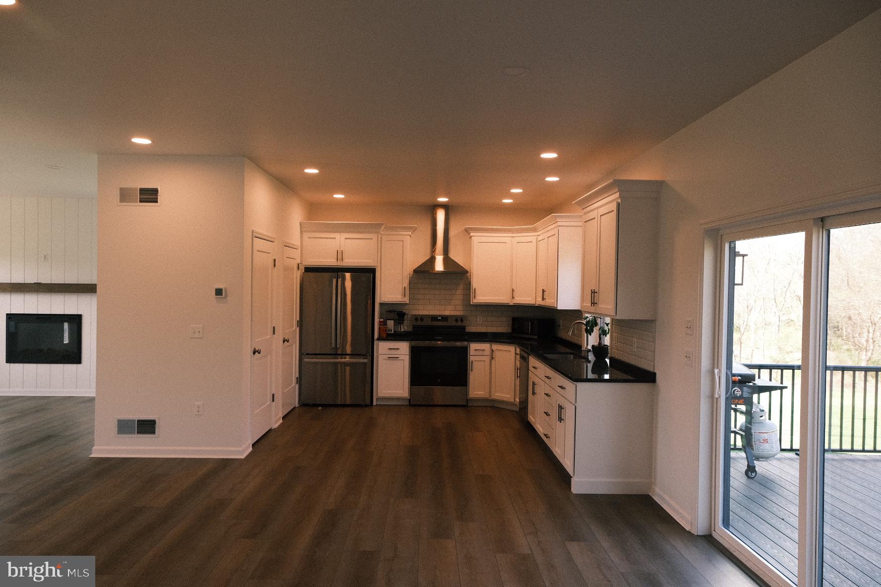 MOUNTAIN VIEW - Residential