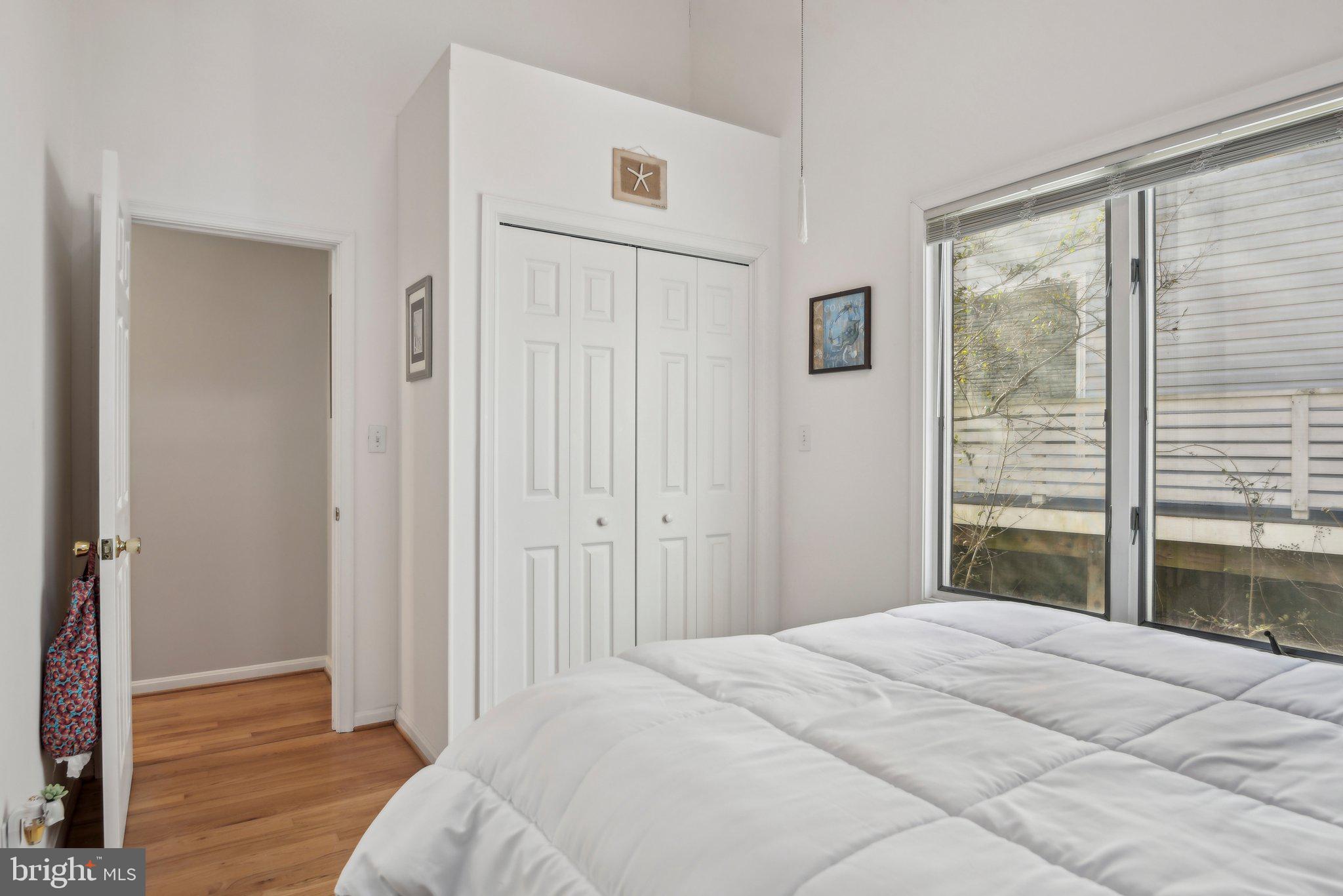 AVALON SHORES - Residential