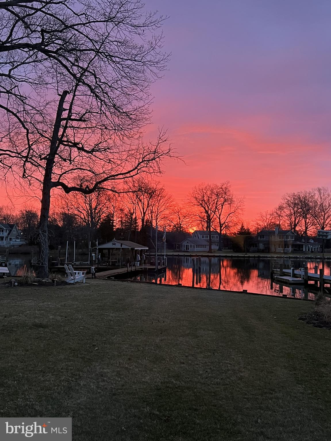 AVALON SHORES - Residential