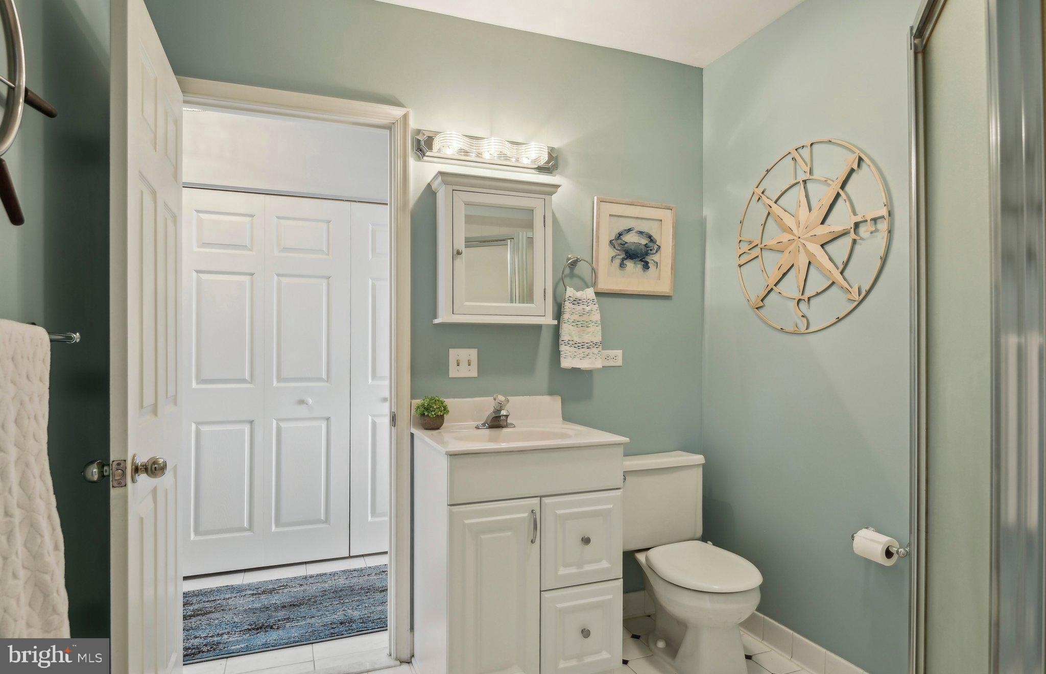 AVALON SHORES - Residential