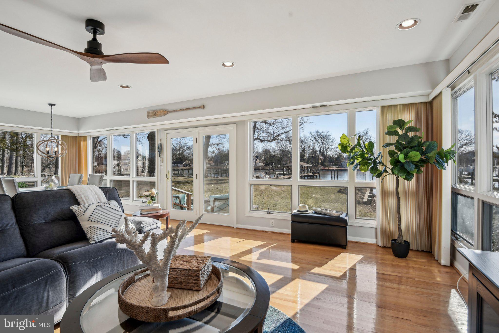 AVALON SHORES - Residential