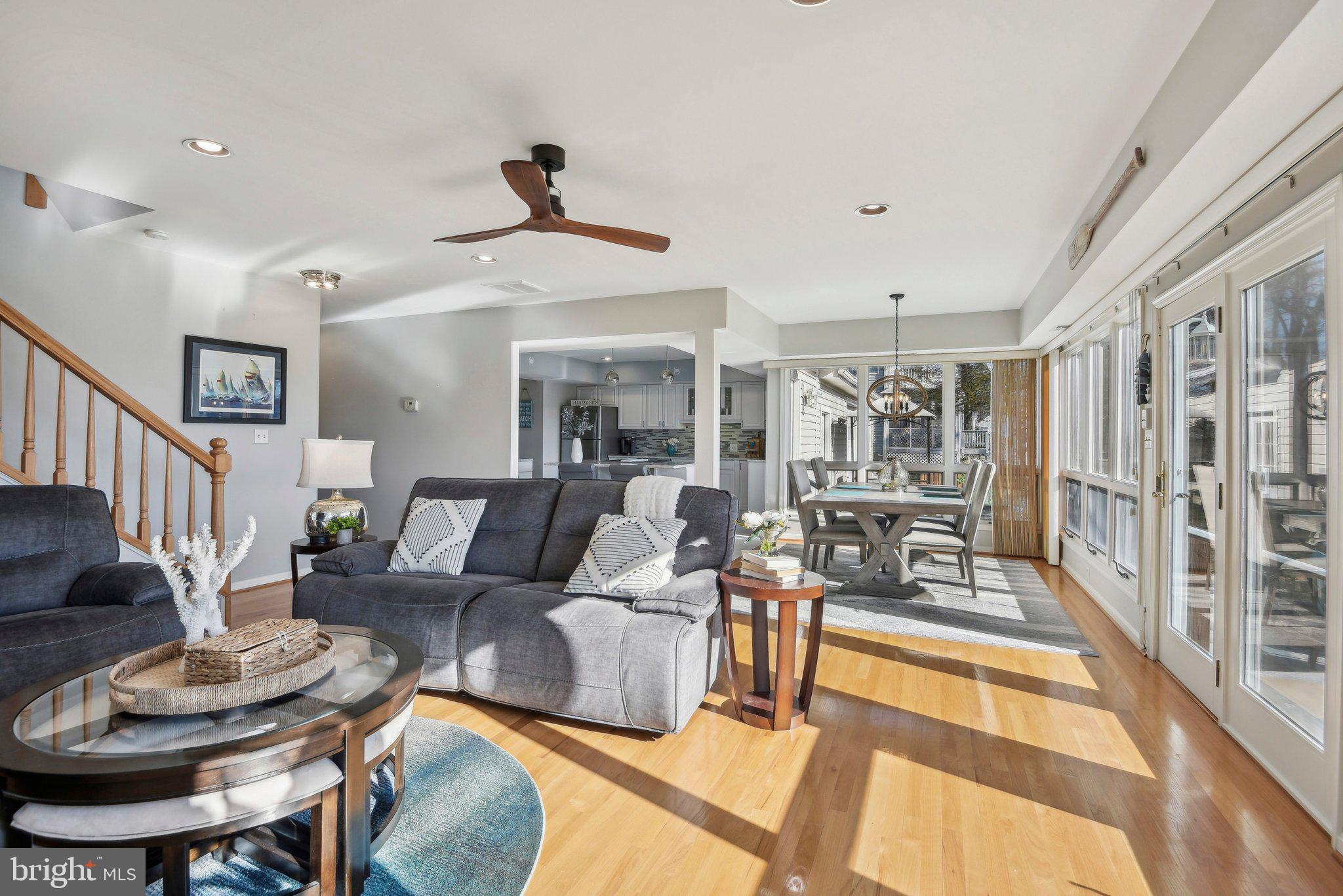 AVALON SHORES - Residential