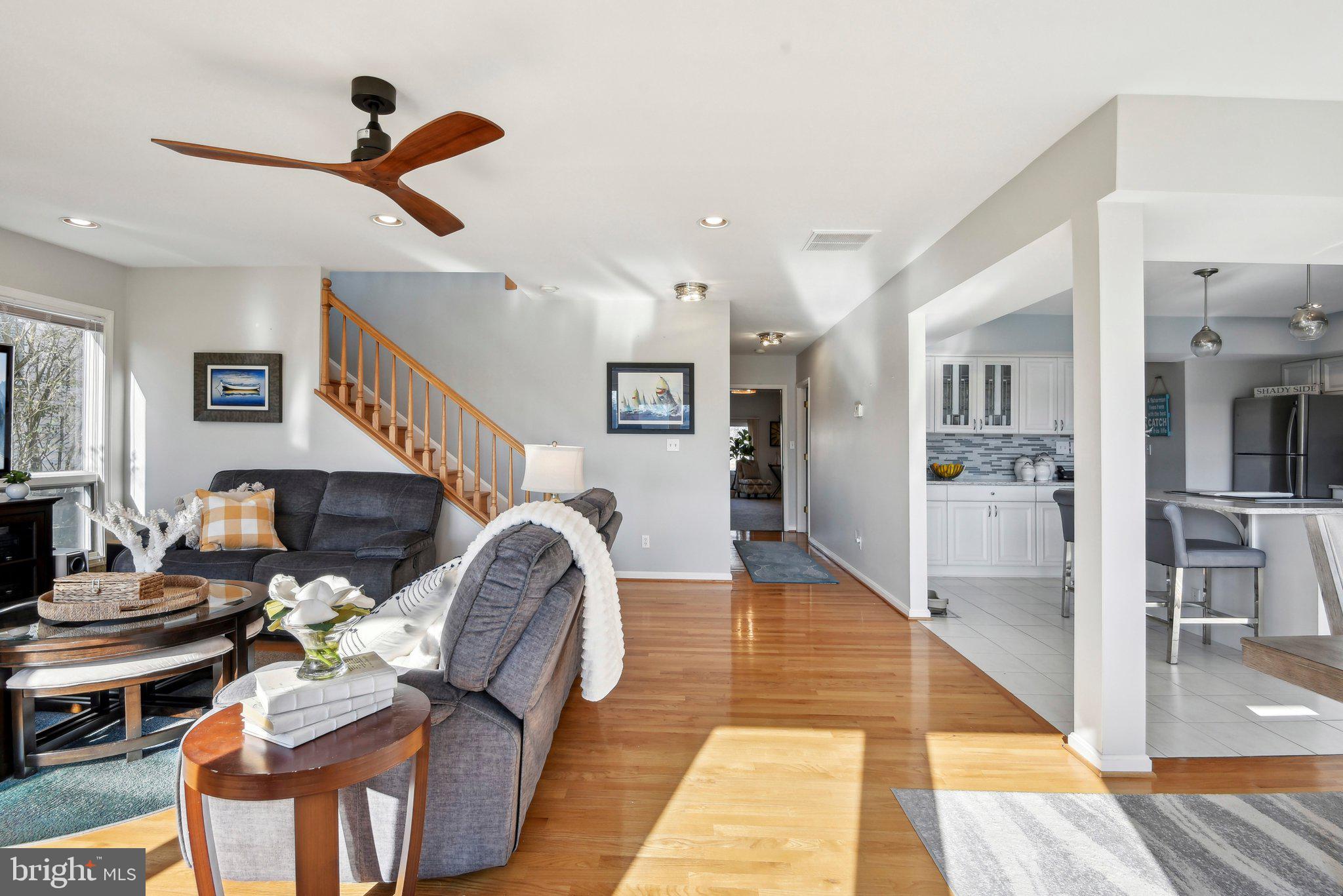 AVALON SHORES - Residential