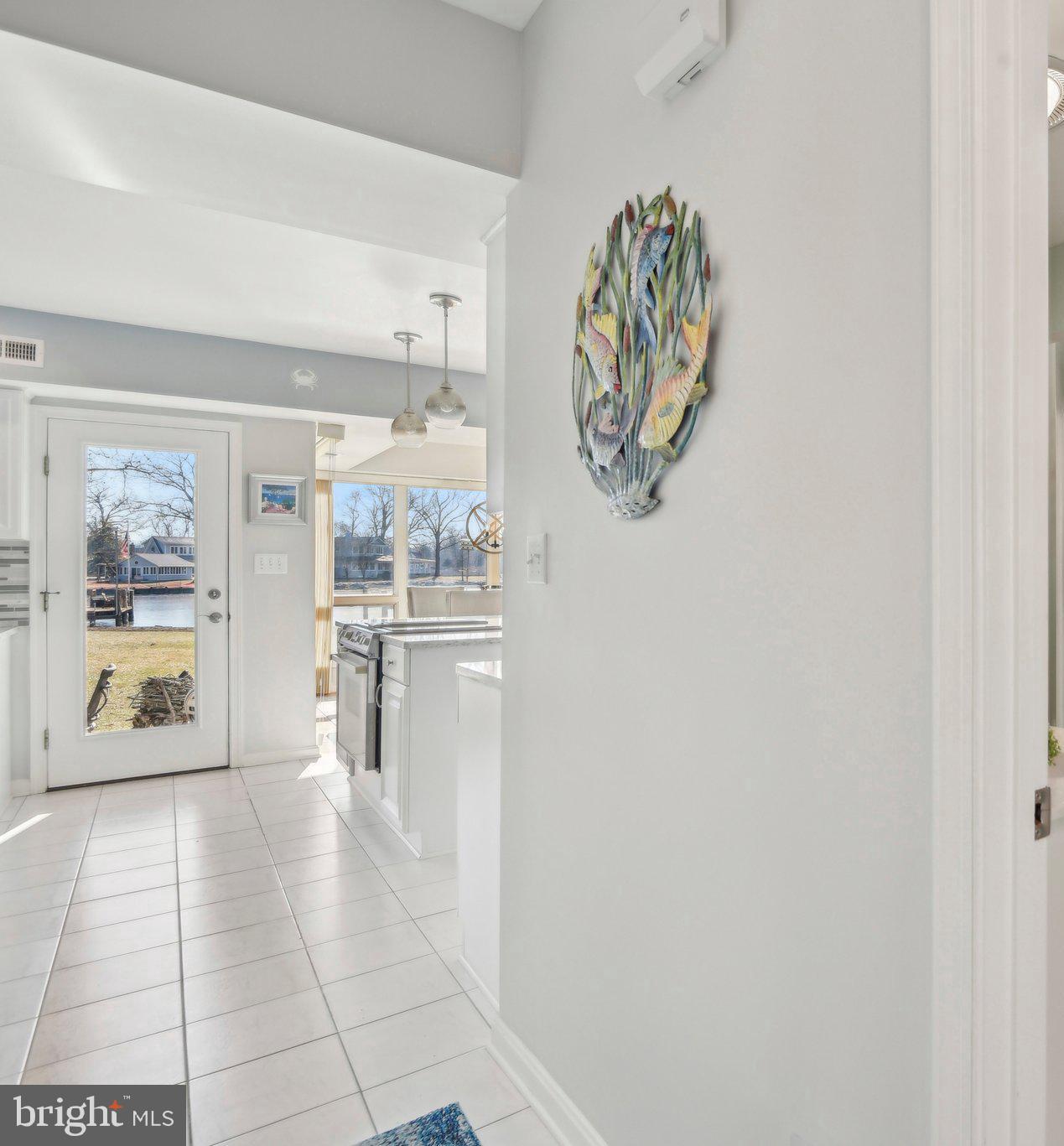 AVALON SHORES - Residential