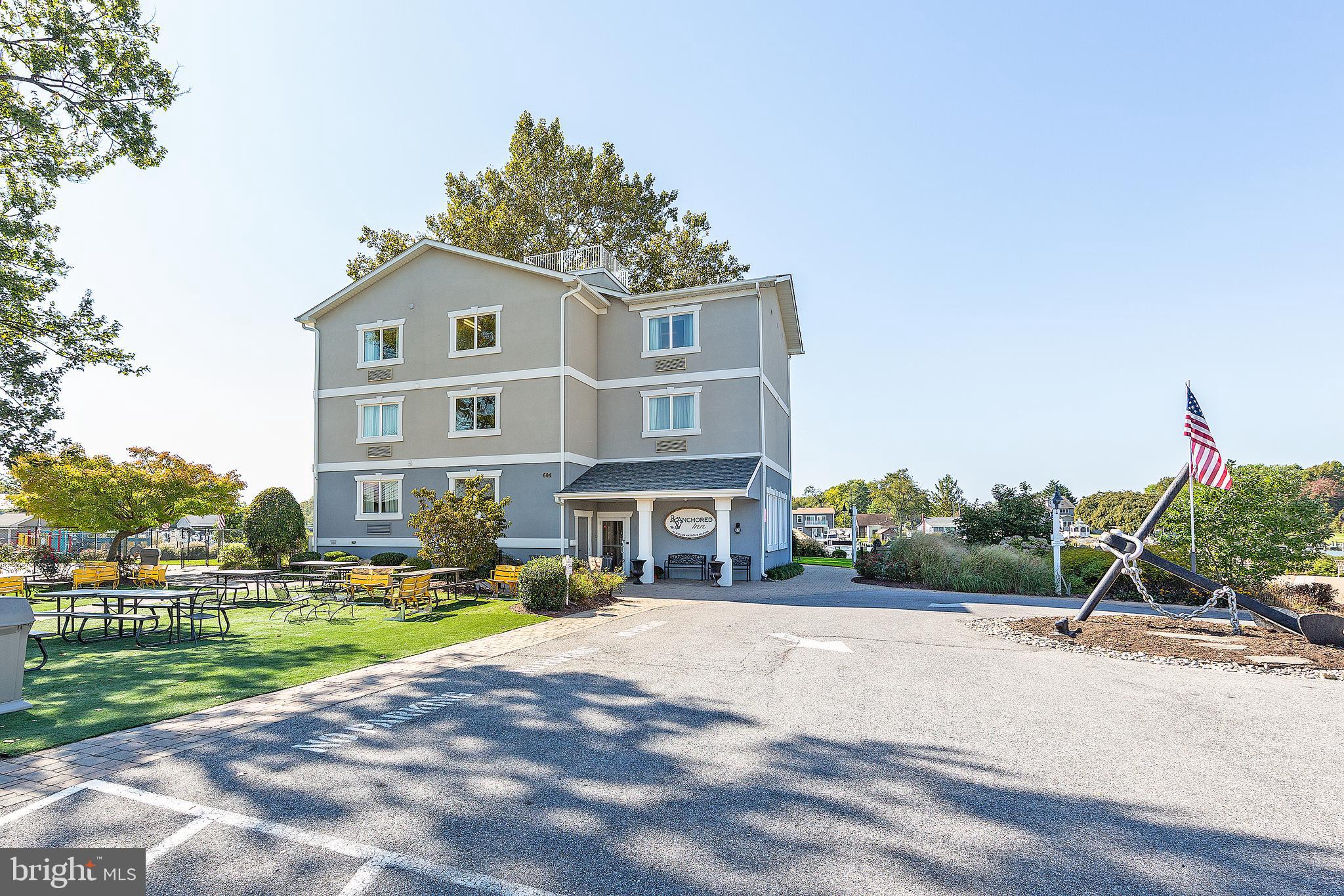 AVALON SHORES - Residential