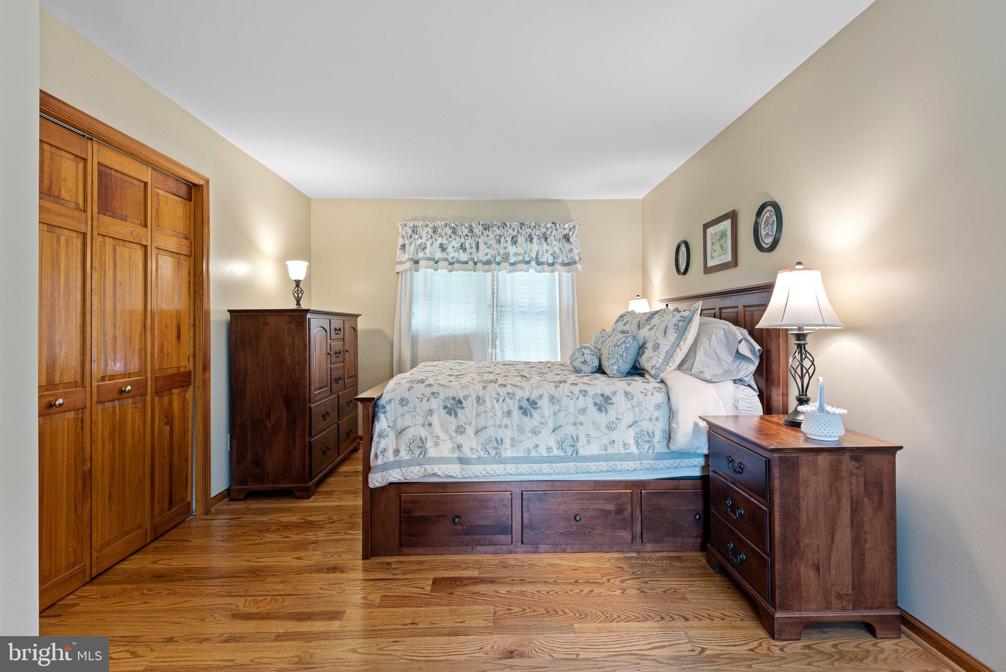 CHARLESTOWN KNOLL - Residential