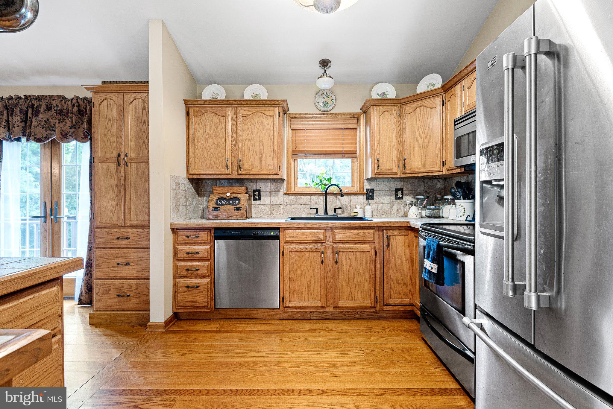 CHARLESTOWN KNOLL - Residential