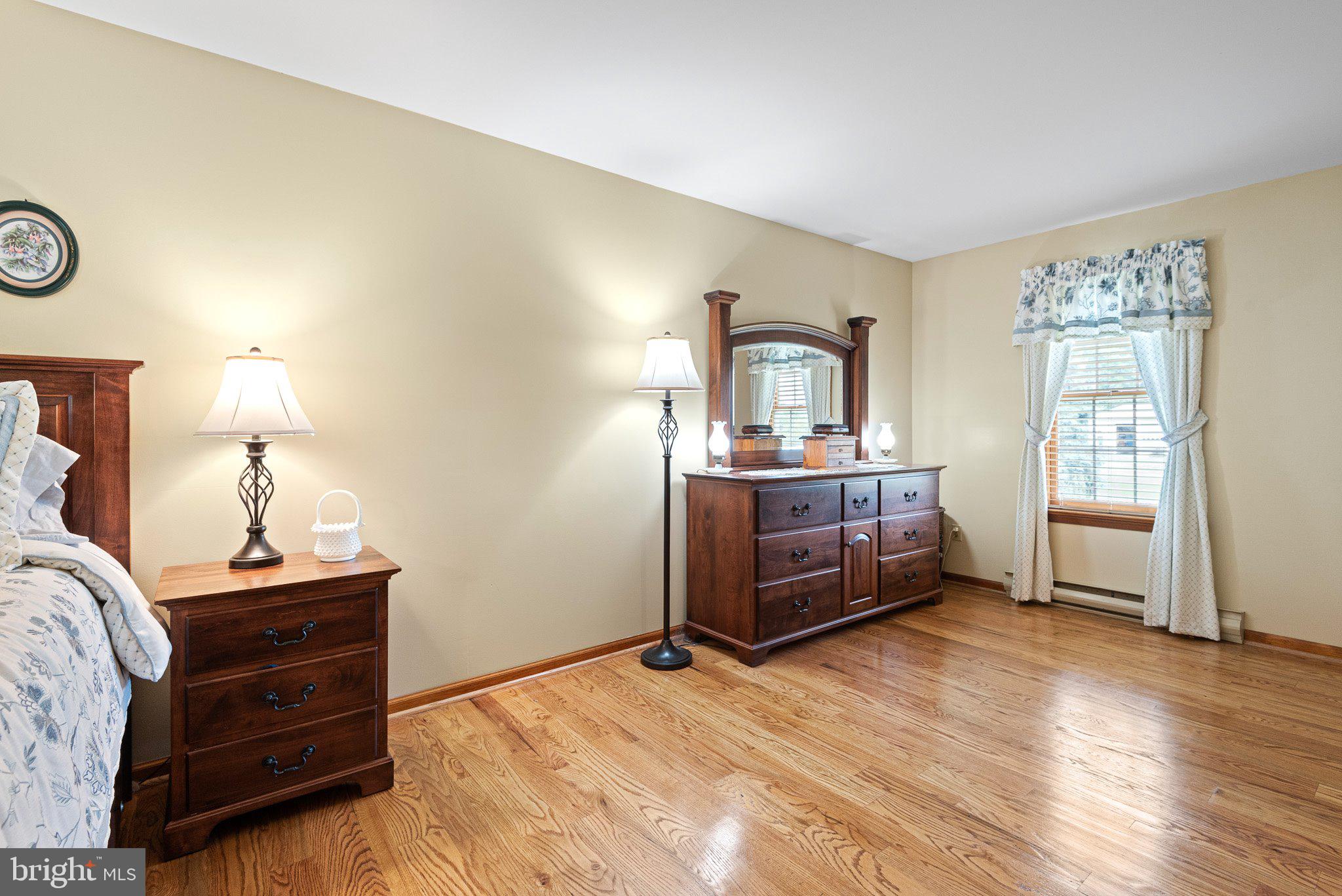 CHARLESTOWN KNOLL - Residential