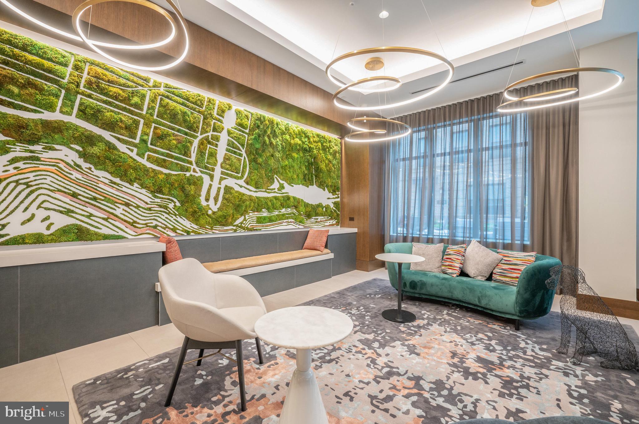 OLD TOWN NORTH - Residential