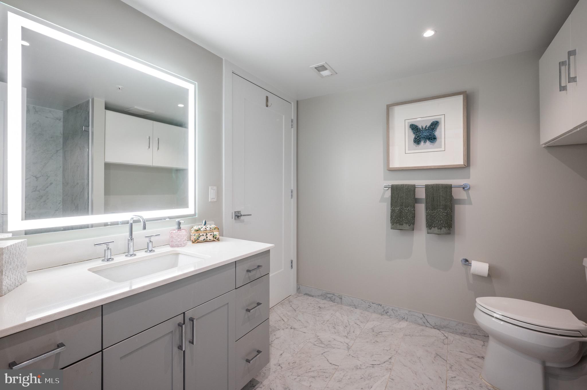 OLD TOWN NORTH - Residential