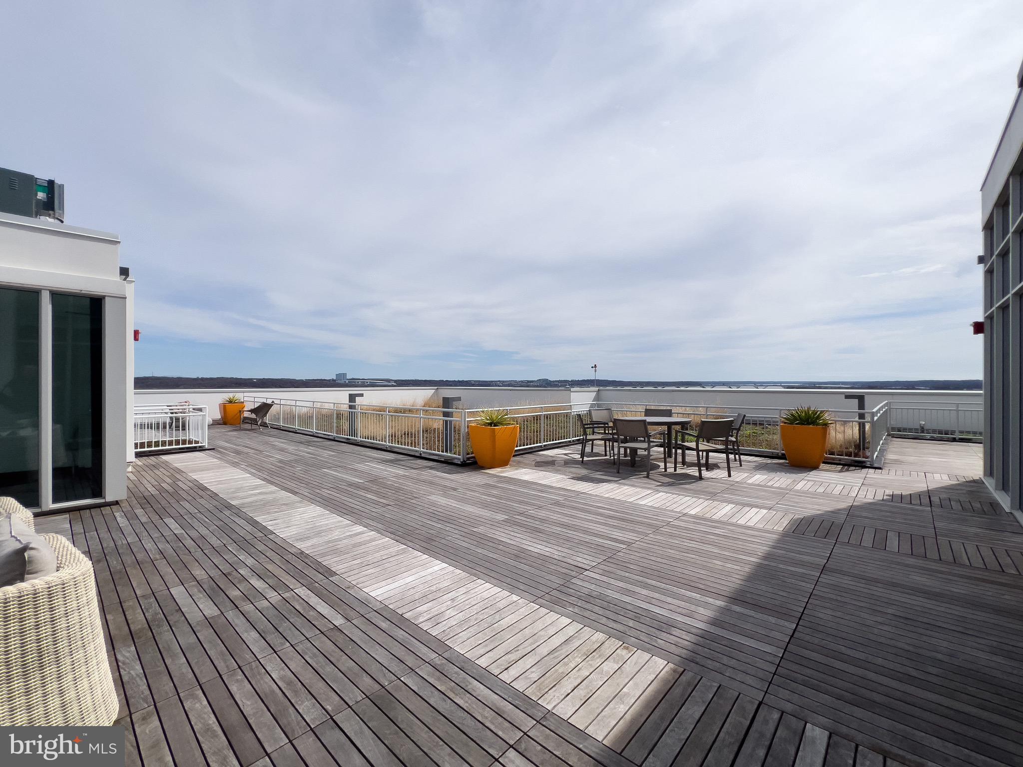 OLD TOWN NORTH - Residential