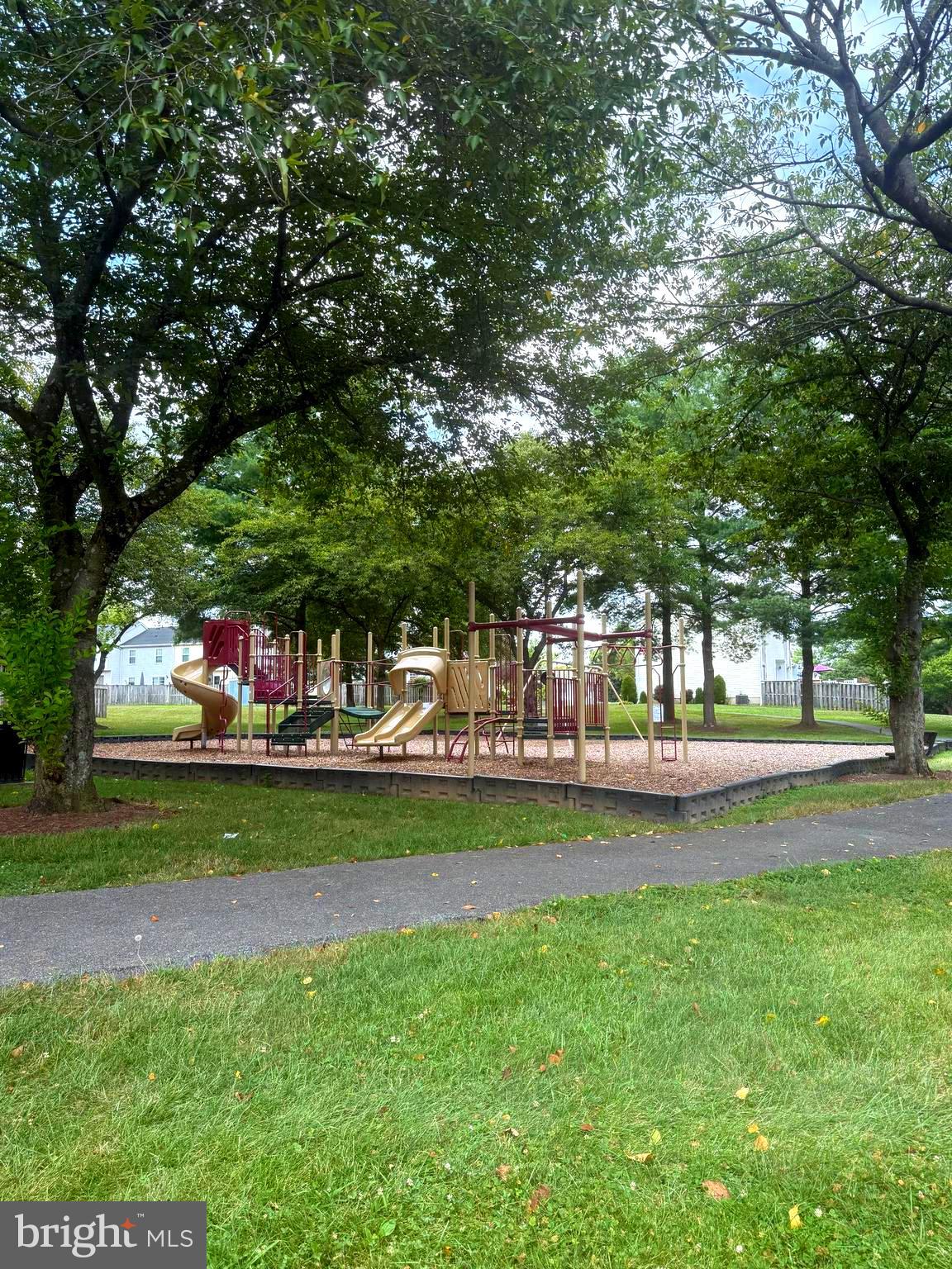 6776 WOOD DUCK COURT