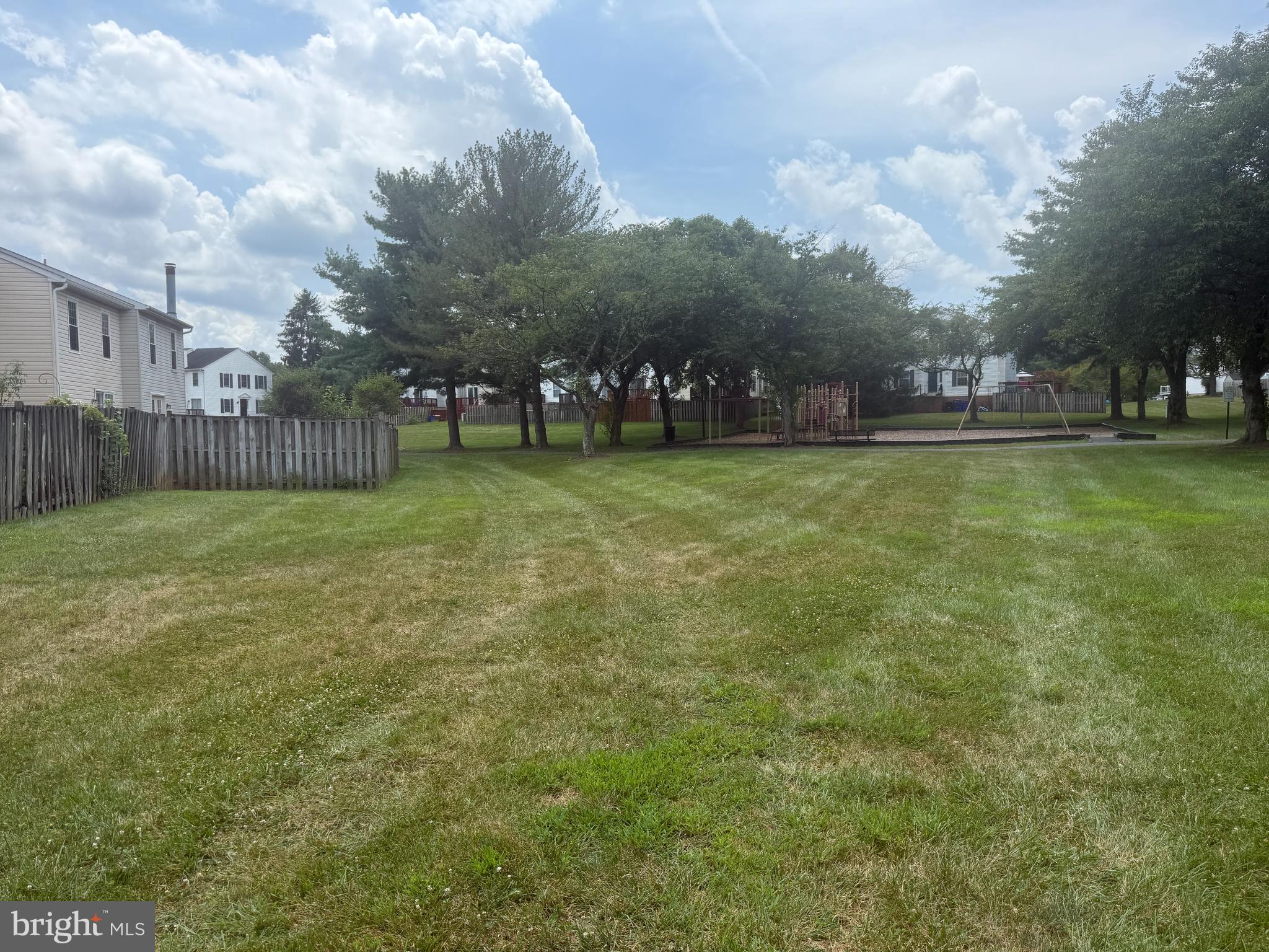 6776 WOOD DUCK COURT