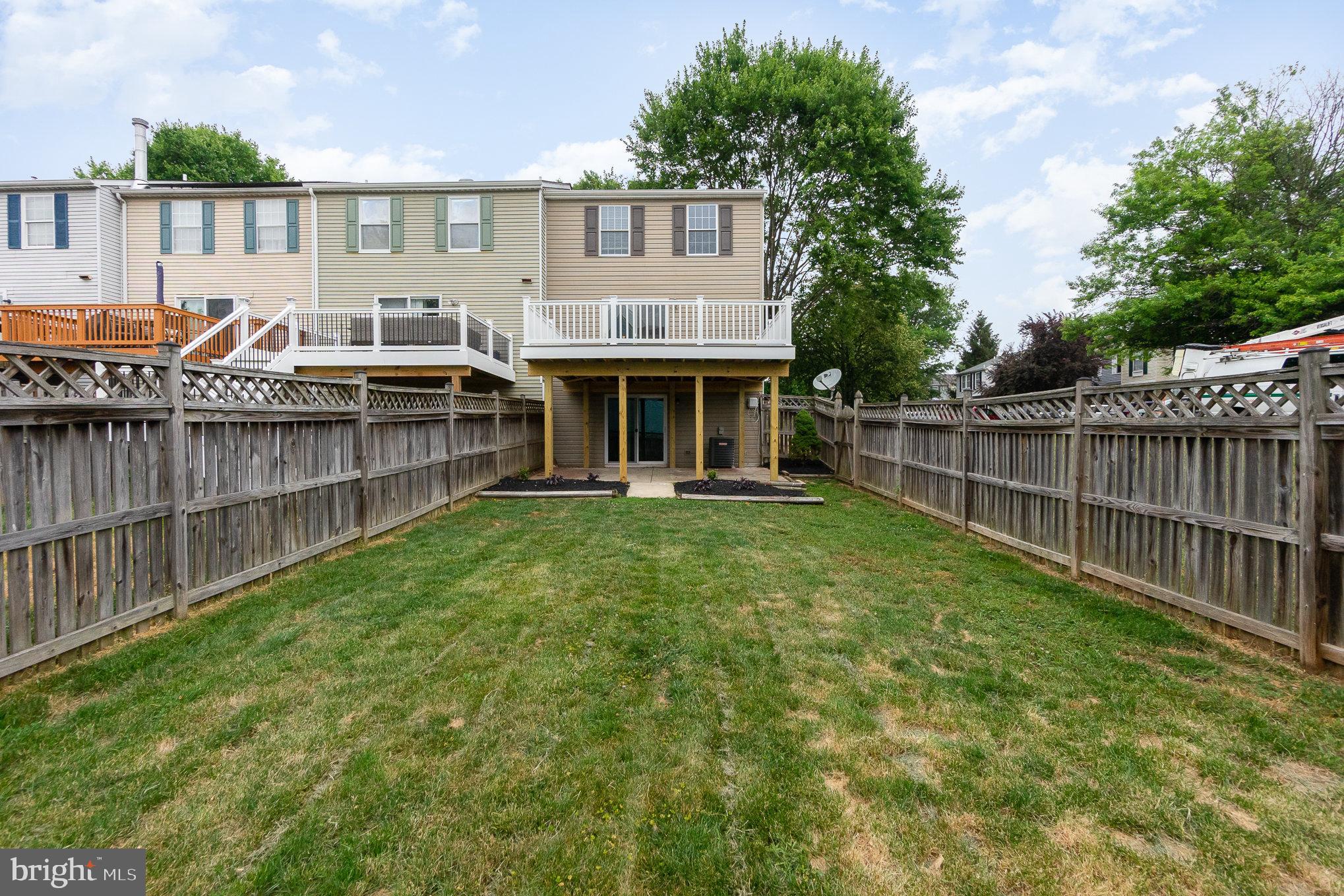 CONSTANT FRIENDSHIP - Residential